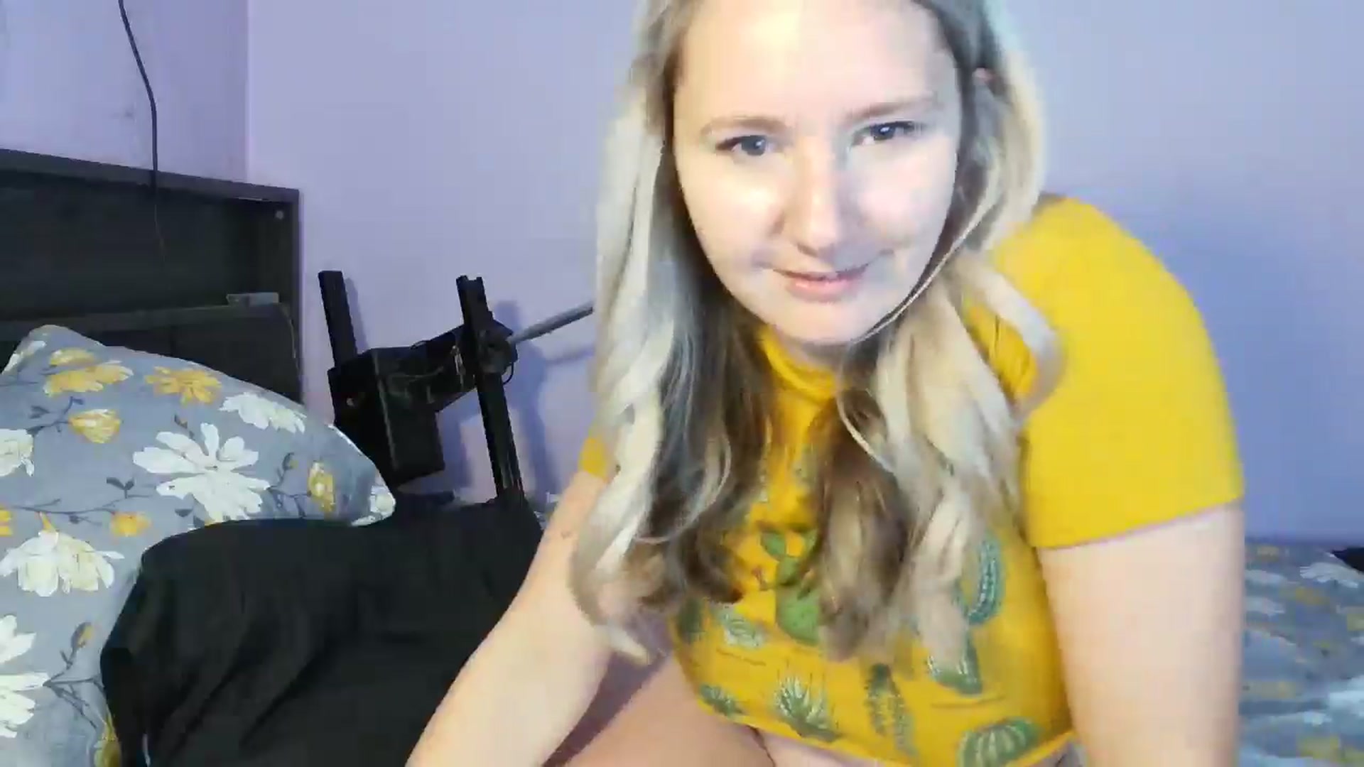Gallery image thumbnail from EmmaHaze's myfreecams stream on, 01/02/2025, 03:55 image 3 of 20