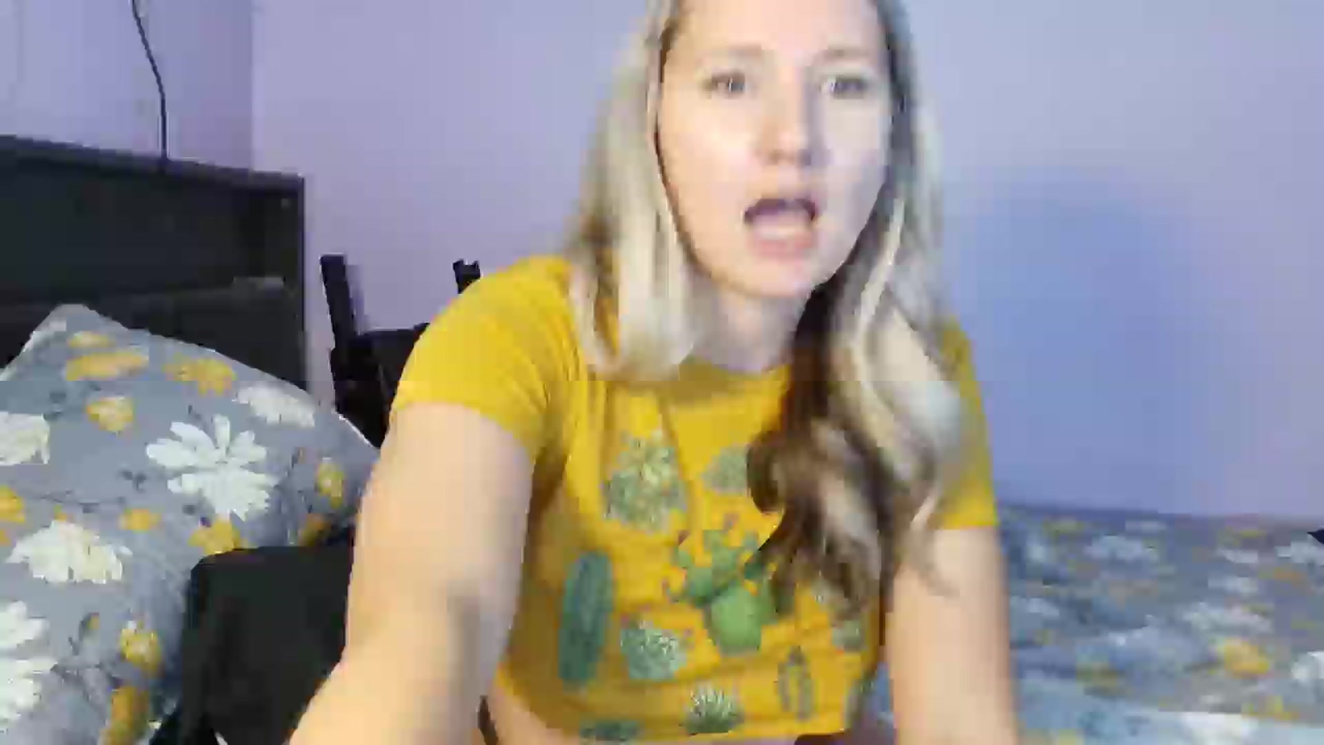 Gallery image thumbnail from EmmaHaze's myfreecams stream on, 01/02/2025, 03:55 image 19 of 20