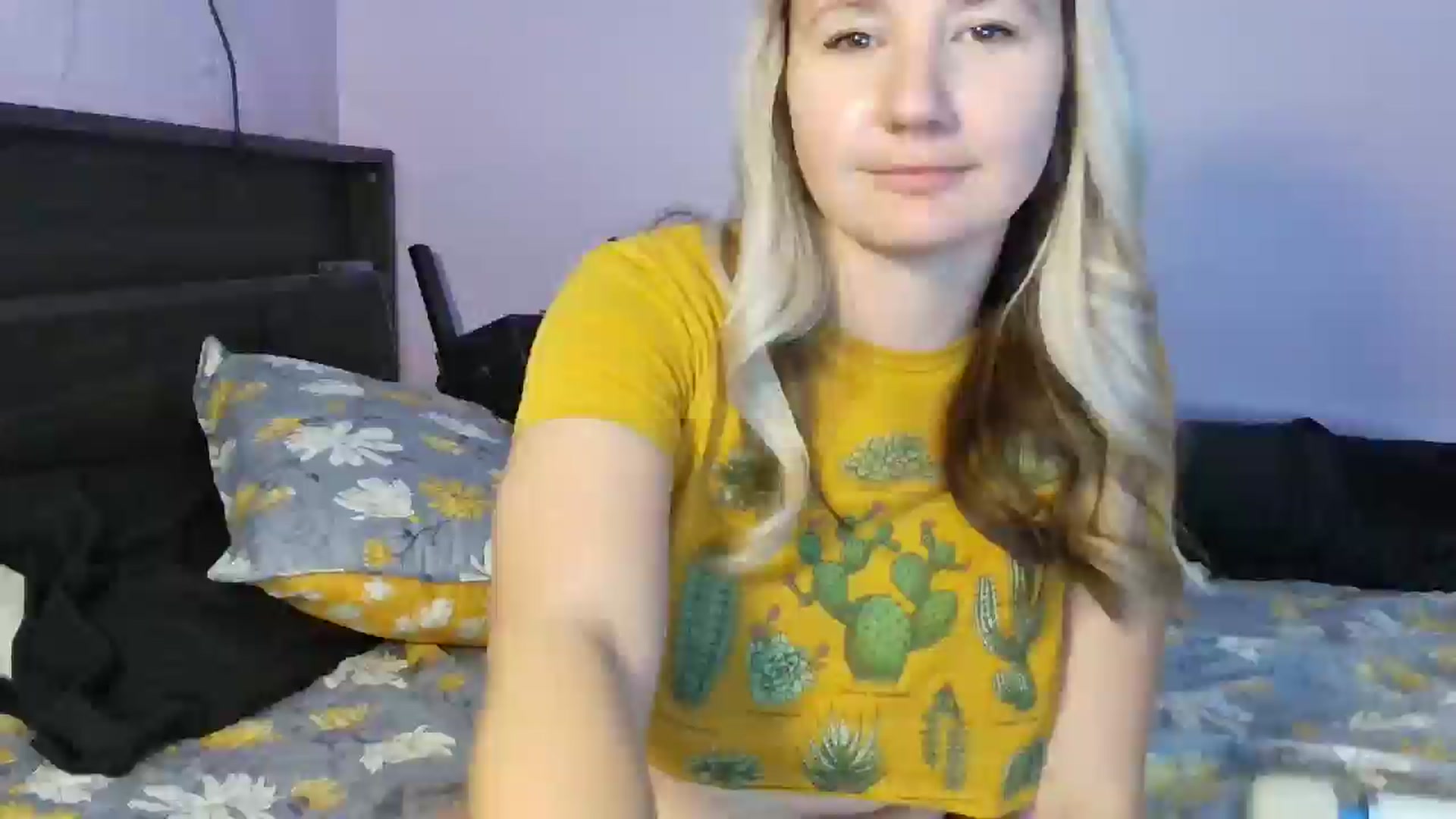 Gallery image thumbnail from EmmaHaze's myfreecams stream on, 01/02/2025, 05:39 image 16 of 20