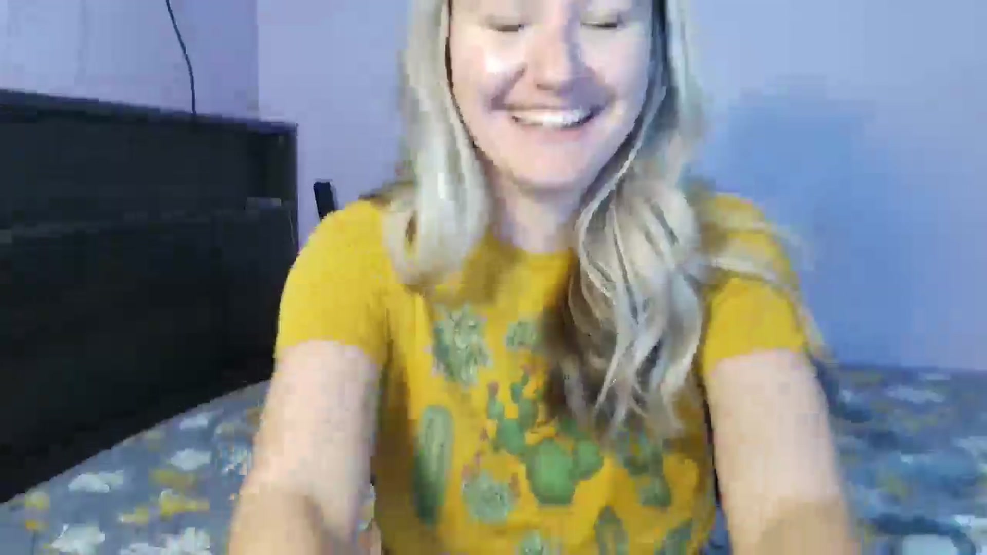 Gallery image thumbnail from EmmaHaze's myfreecams stream on, 01/02/2025, 05:39 image 6 of 20