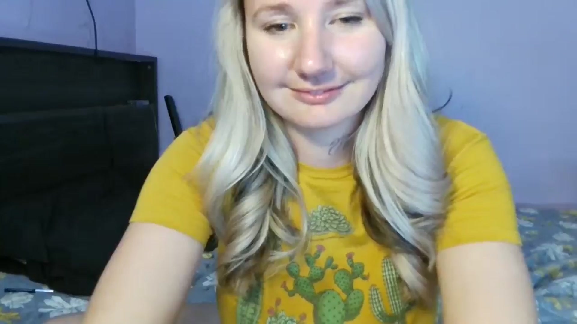 Gallery image thumbnail from EmmaHaze's myfreecams stream on, 01/02/2025, 08:10 image 19 of 20