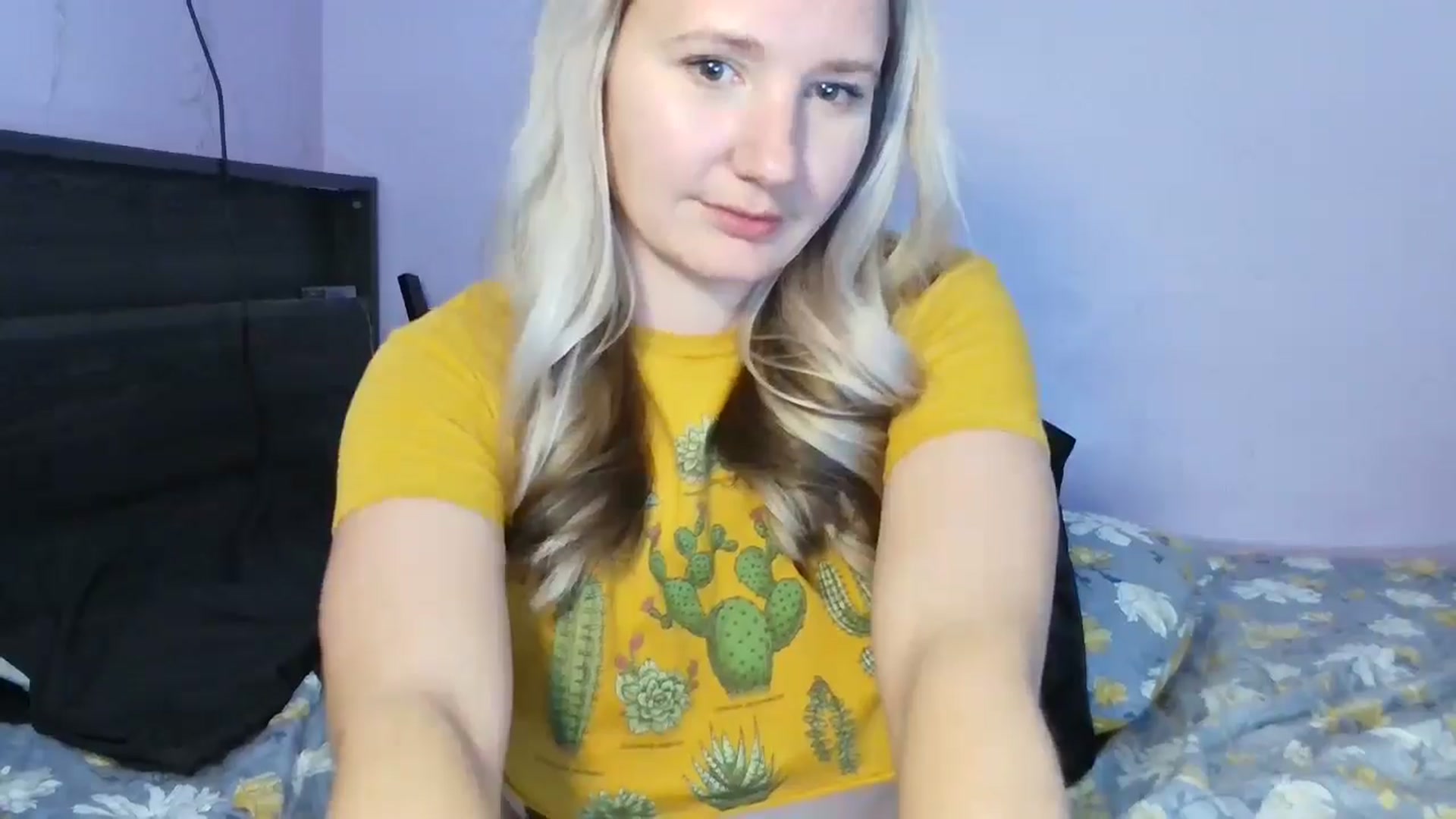 Gallery image thumbnail from EmmaHaze's myfreecams stream on, 01/02/2025, 08:10 image 9 of 20