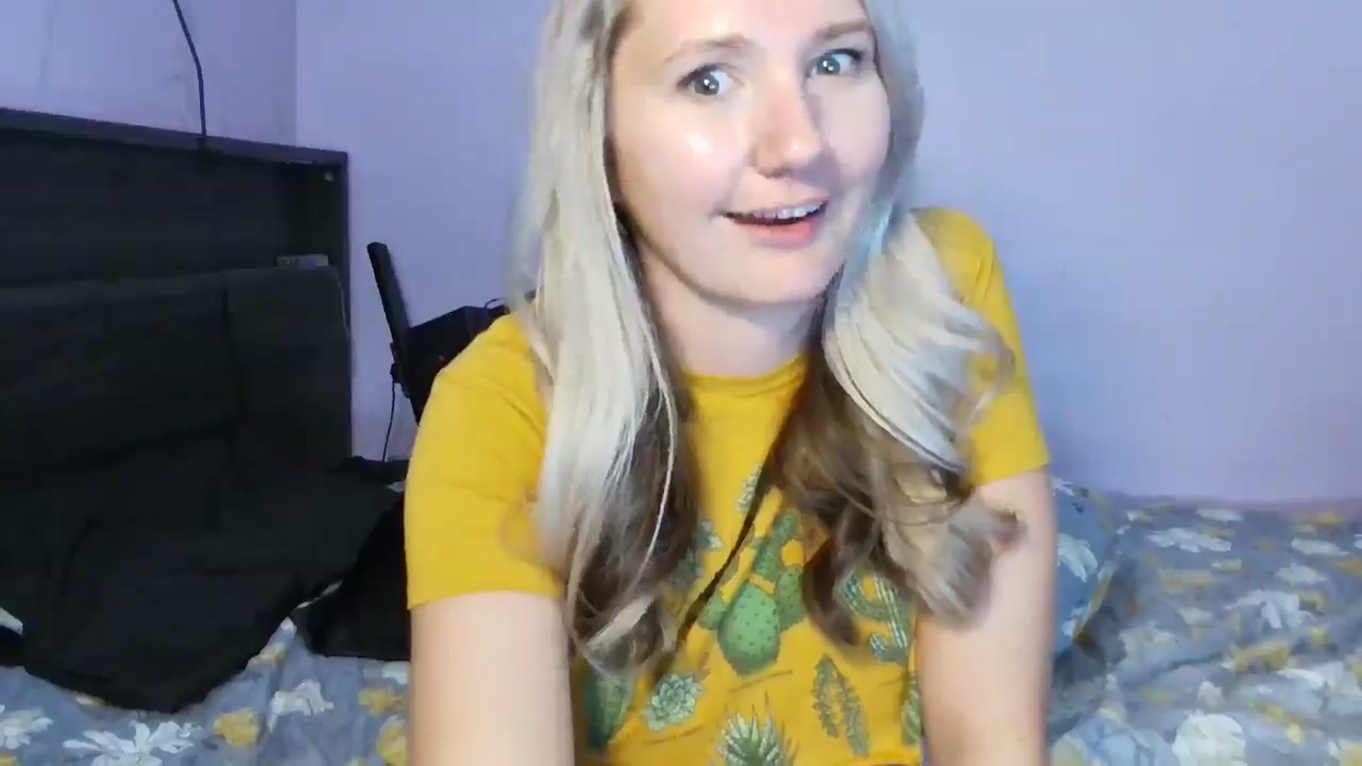 Gallery image thumbnail from EmmaHaze's myfreecams stream on, 01/02/2025, 08:10 image 6 of 20