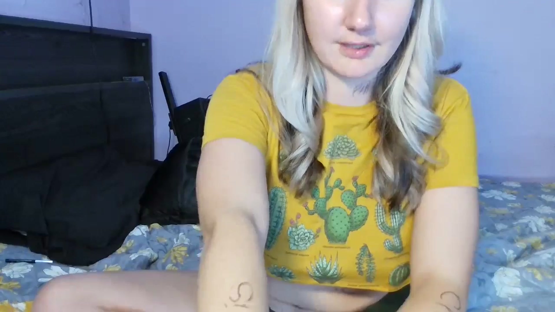 Gallery image thumbnail from EmmaHaze's myfreecams stream on, 01/02/2025, 08:10 image 18 of 20