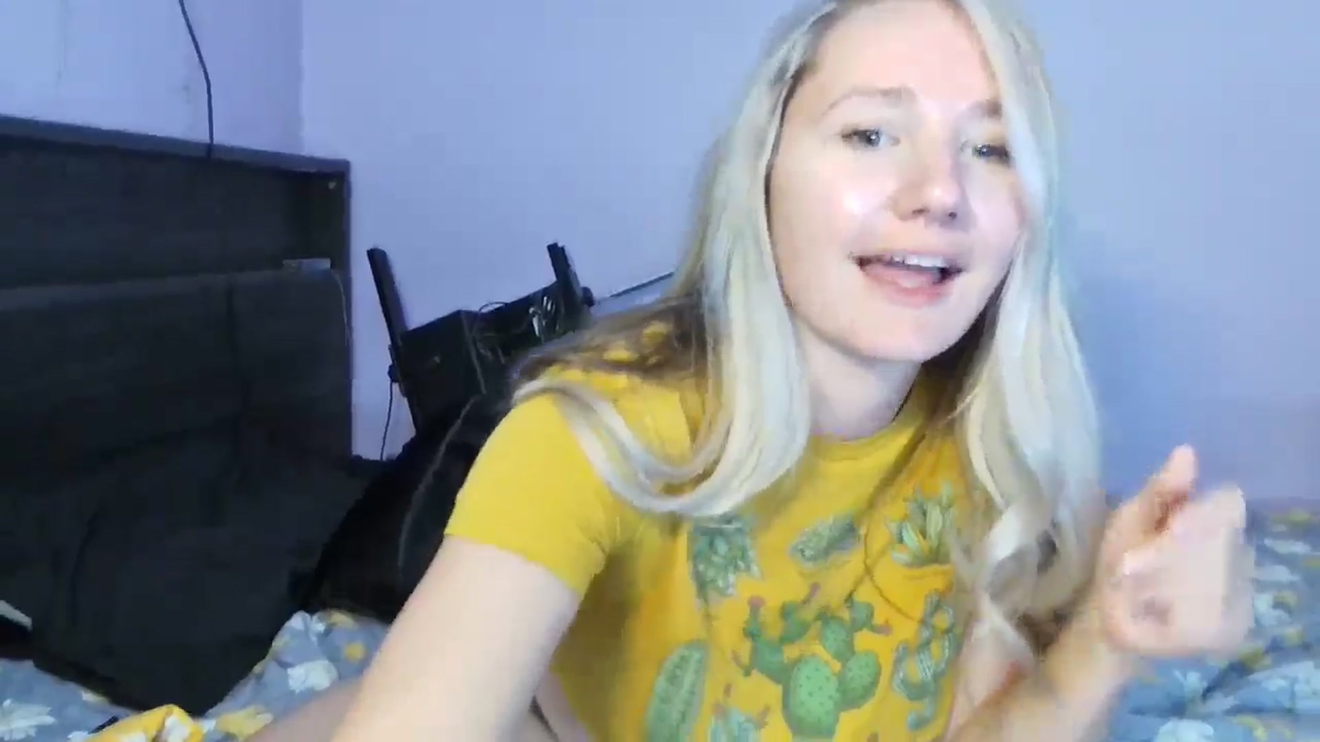 Gallery image thumbnail from EmmaHaze's myfreecams stream on, 01/02/2025, 08:10 image 14 of 20