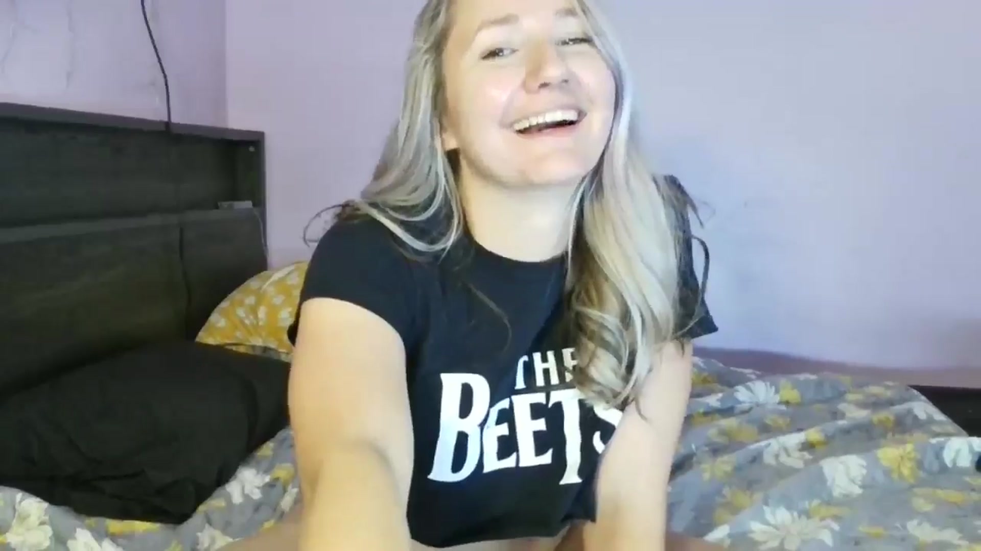 Gallery image thumbnail from EmmaHaze's myfreecams stream on, 01/07/2025, 05:08 image 20 of 20