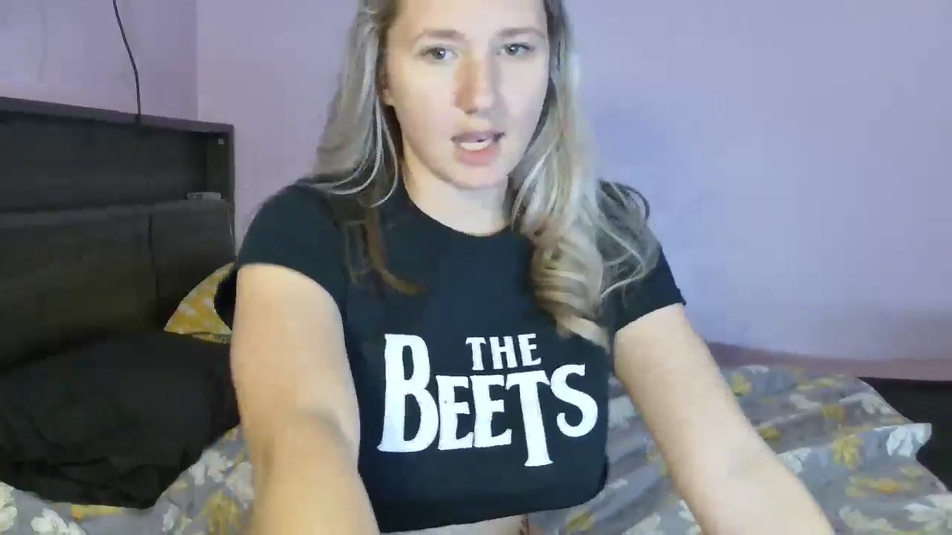 Gallery image thumbnail from EmmaHaze's myfreecams stream on, 01/07/2025, 06:22 image 3 of 20