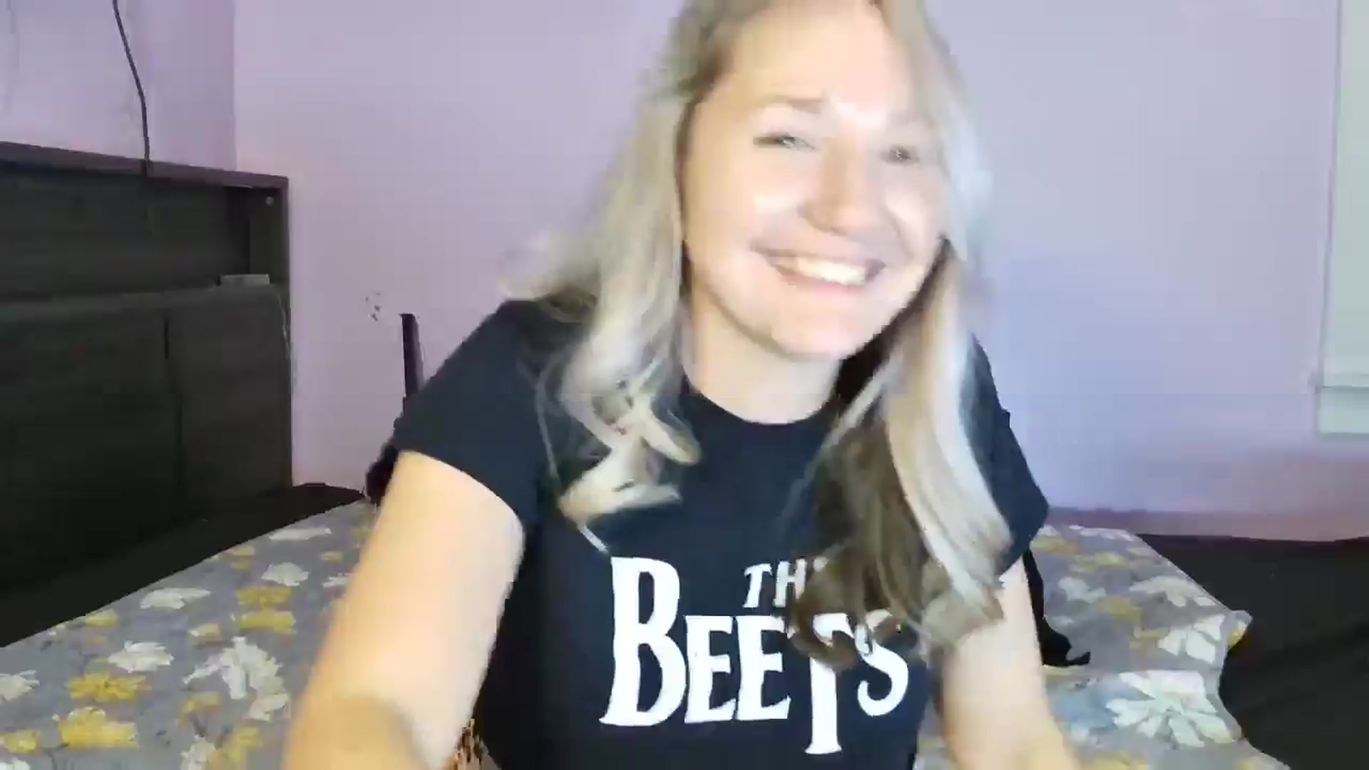 Gallery image thumbnail from EmmaHaze's myfreecams stream on, 01/07/2025, 07:38 image 7 of 20