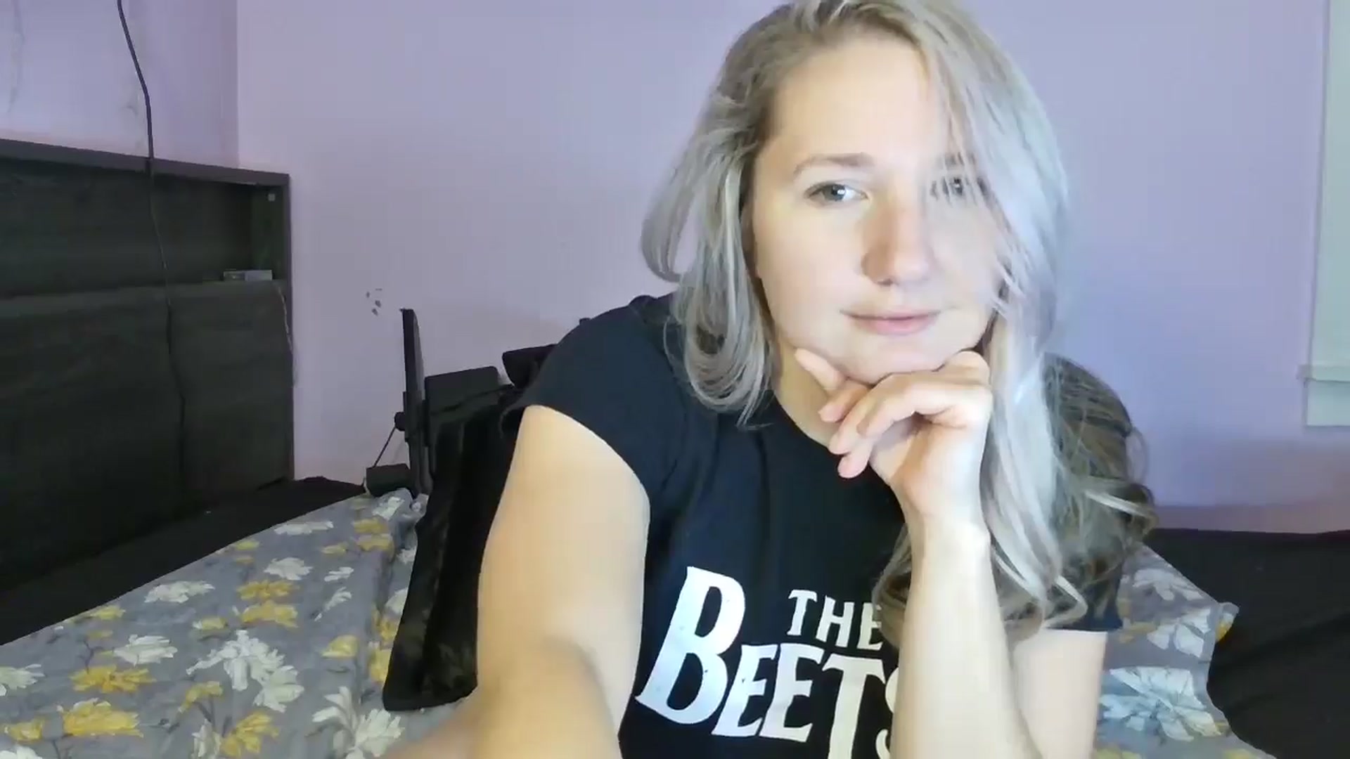 Gallery image thumbnail from EmmaHaze's myfreecams stream on, 01/07/2025, 07:38 image 5 of 20
