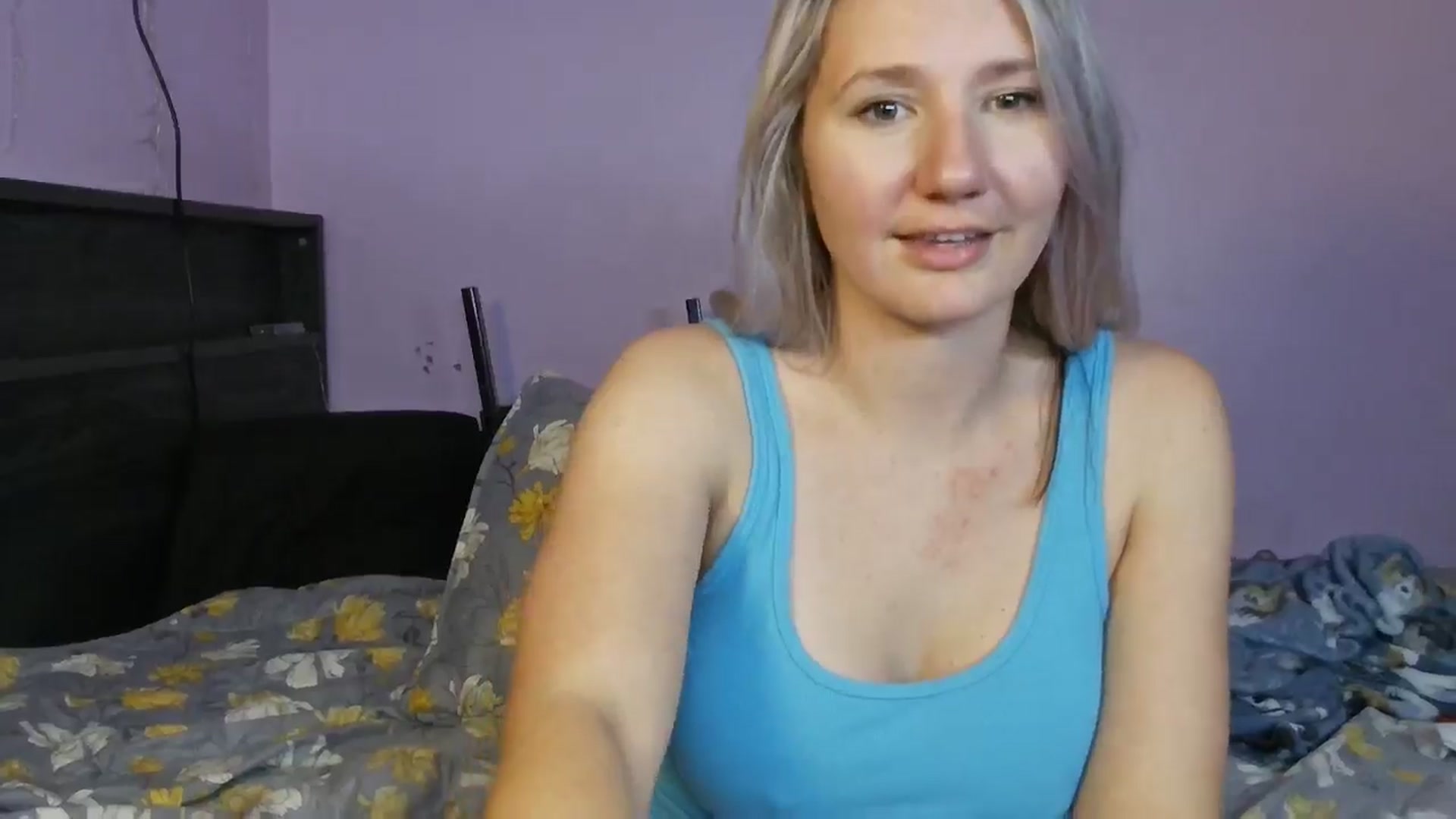 Gallery image thumbnail from EmmaHaze's myfreecams stream on, 01/13/2025, 03:28 image 10 of 20