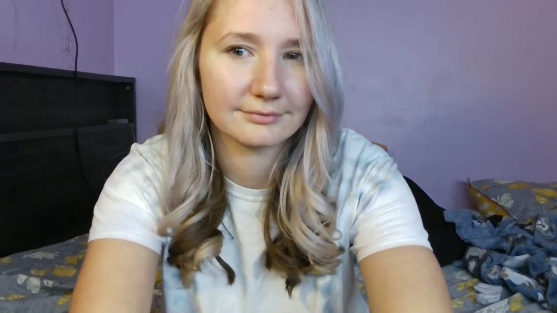 Gallery image thumbnail from EmmaHaze's myfreecams stream on, 01/14/2025, 04:05 image 9 of 20