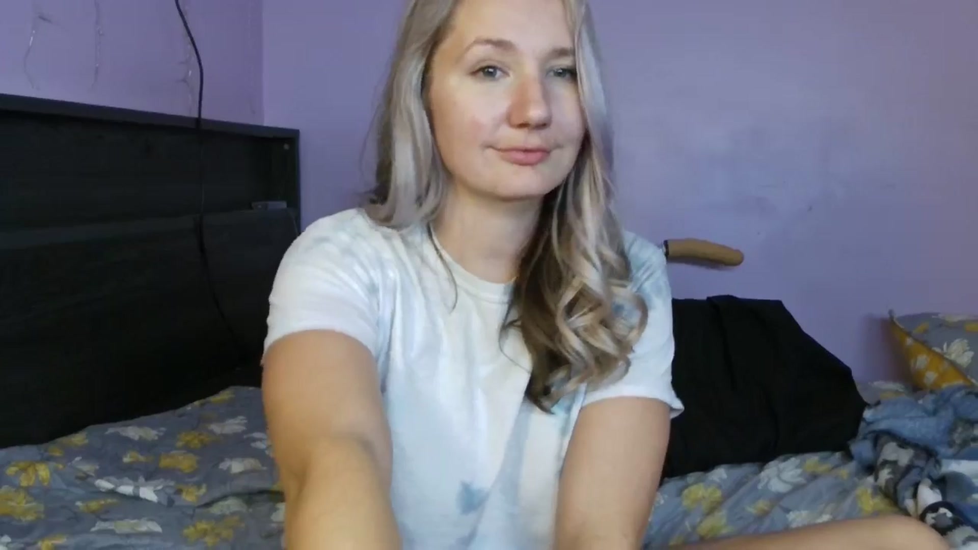 Gallery image thumbnail from EmmaHaze's myfreecams stream on, 01/14/2025, 07:39 image 9 of 20