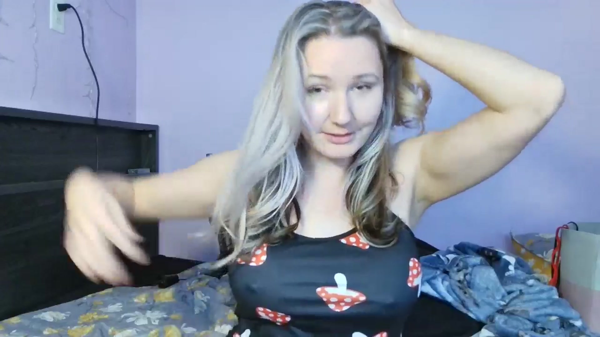 Gallery image thumbnail from EmmaHaze's myfreecams stream on, 01/15/2025, 04:08 image 11 of 20