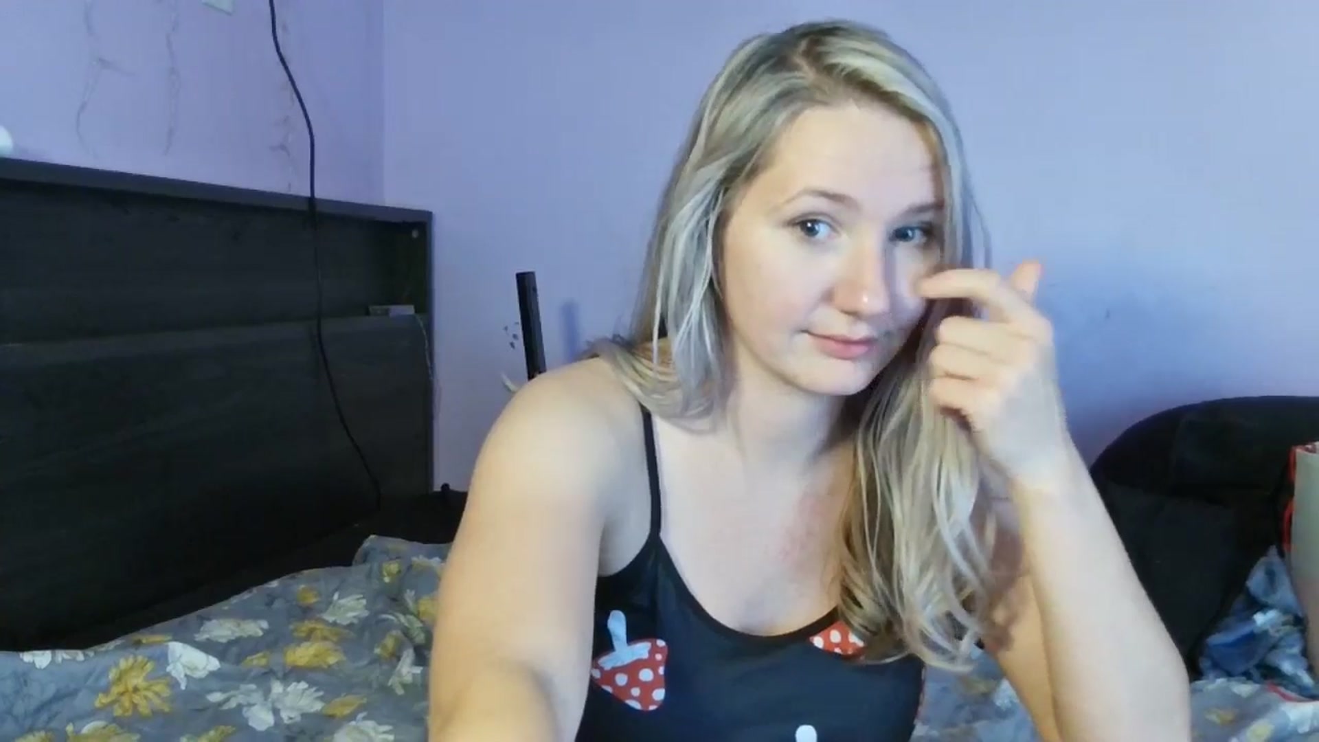 Gallery image thumbnail from EmmaHaze's myfreecams stream on, 01/15/2025, 08:32 image 20 of 20