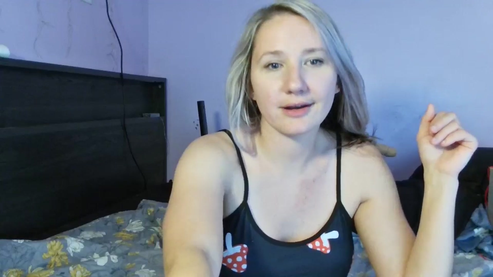 Gallery image thumbnail from EmmaHaze's myfreecams stream on, 01/15/2025, 08:32 image 15 of 20