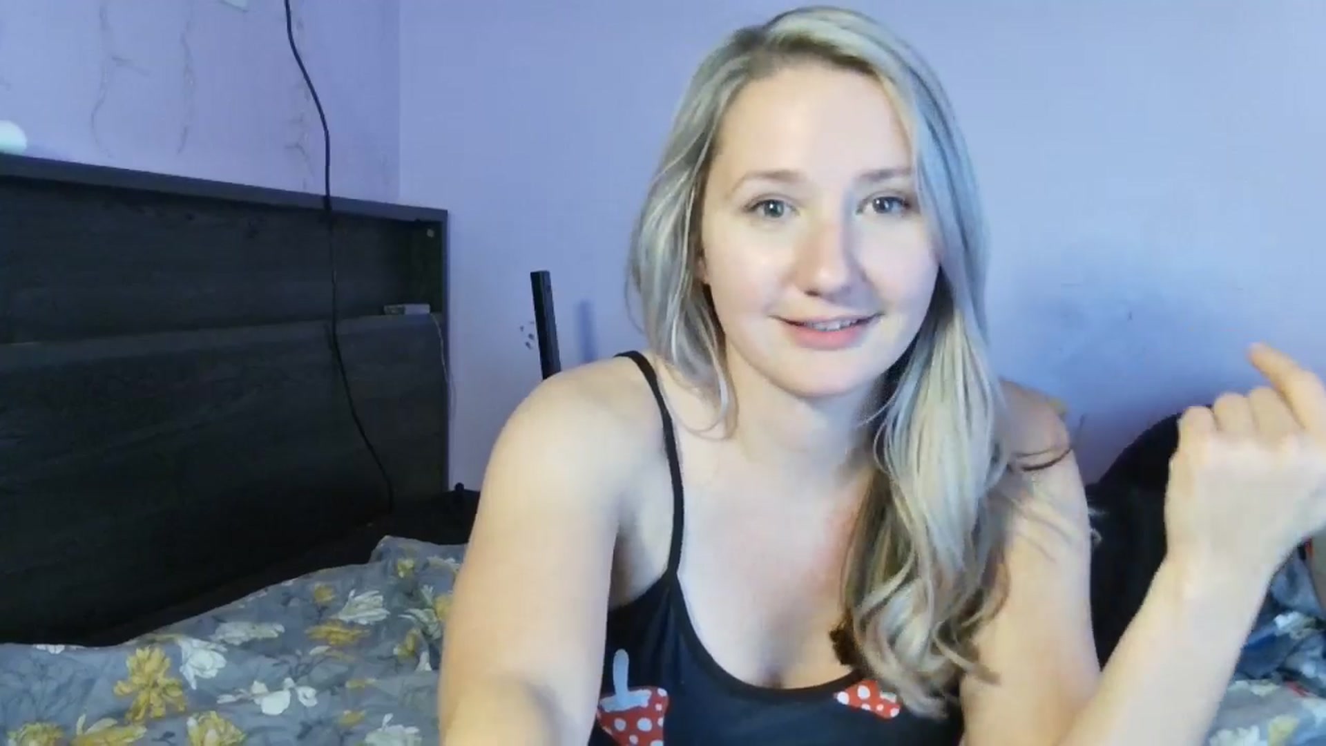 Gallery image thumbnail from EmmaHaze's myfreecams stream on, 01/15/2025, 08:32 image 14 of 20