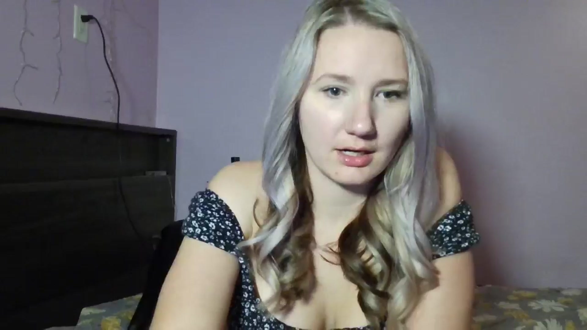 Gallery image thumbnail from EmmaHaze's myfreecams stream on, 01/21/2025, 03:18 image 12 of 20