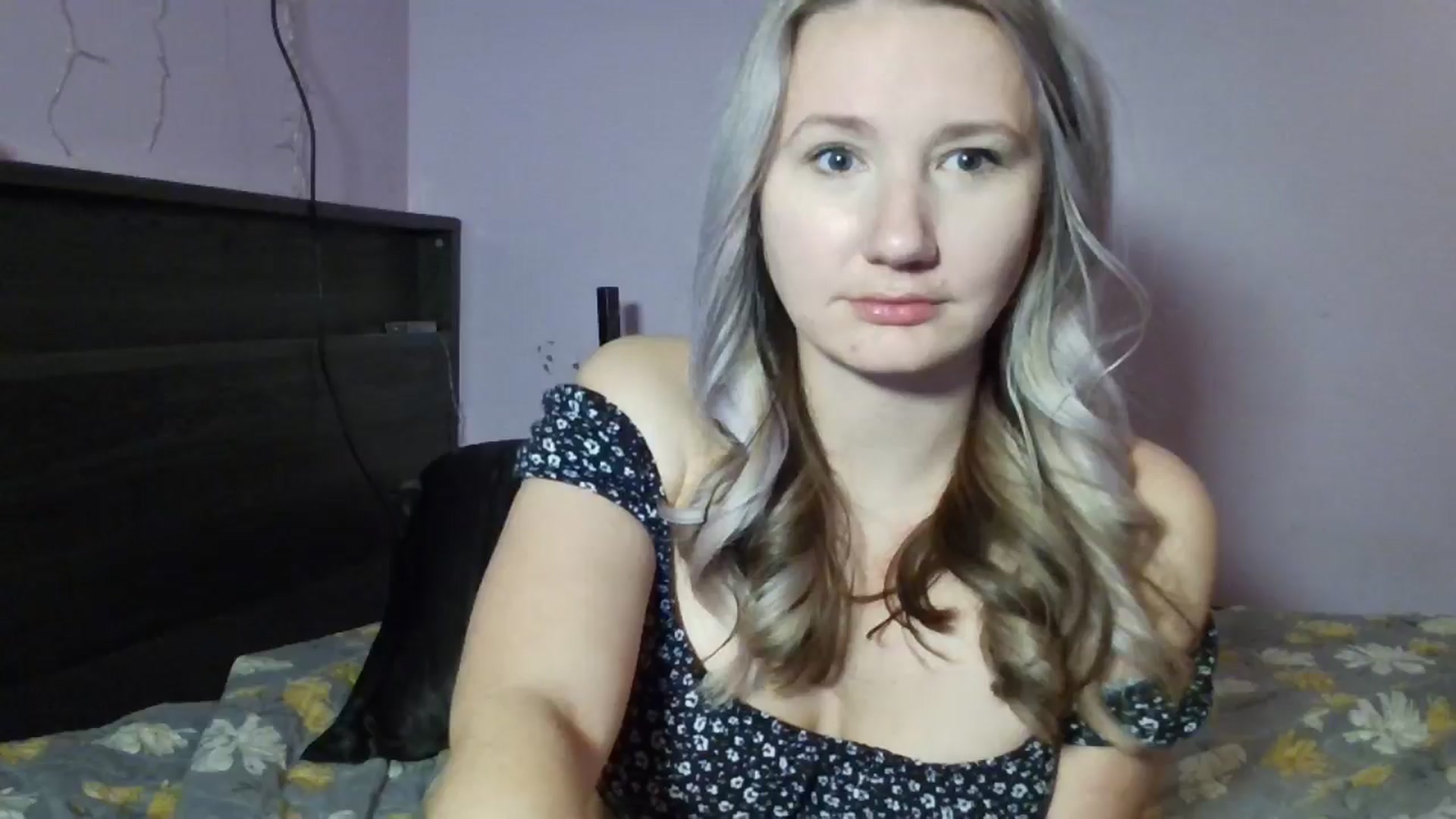 Gallery image thumbnail from EmmaHaze's myfreecams stream on, 01/21/2025, 03:18 image 20 of 20