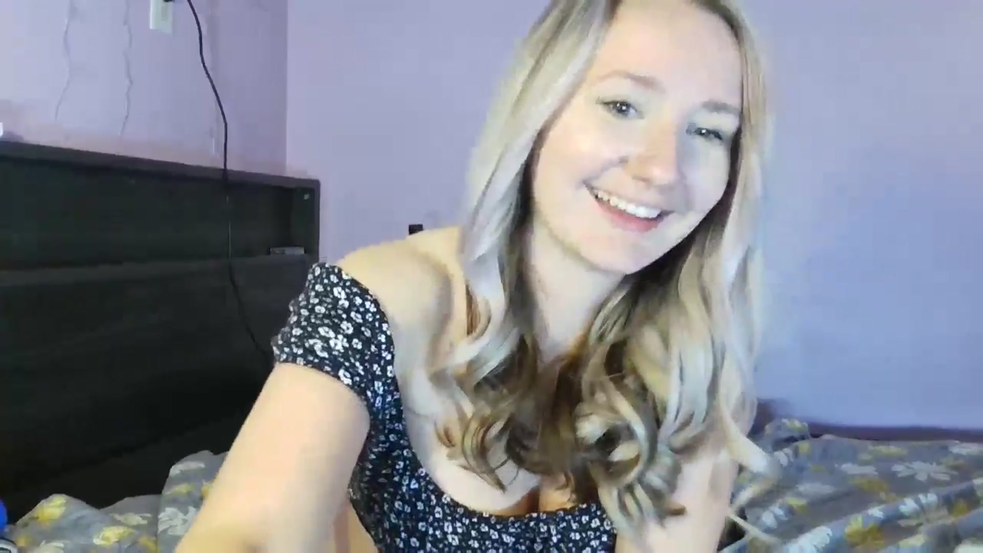 Gallery image thumbnail from EmmaHaze's myfreecams stream on, 01/21/2025, 04:17 image 20 of 20