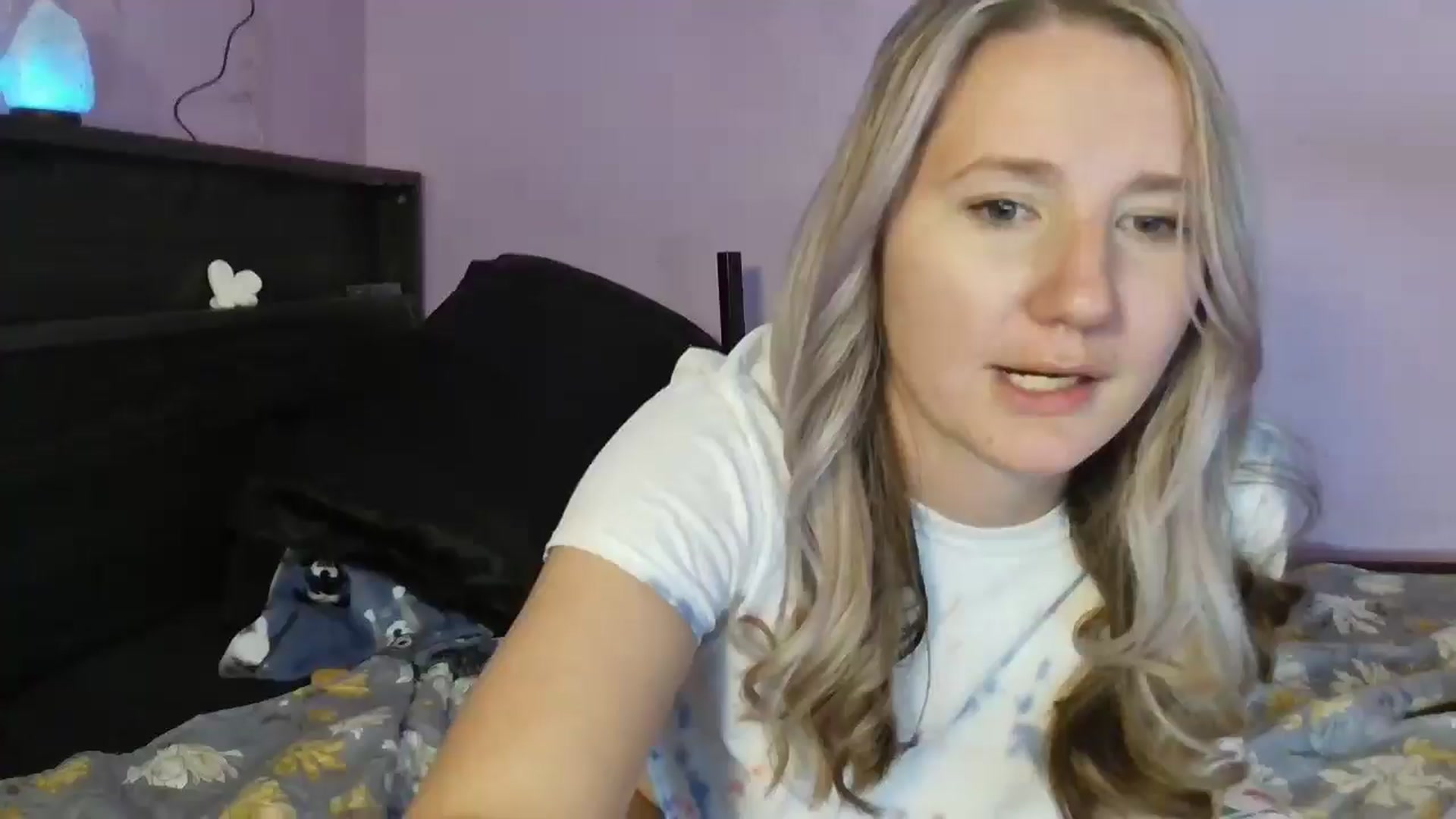 Gallery image thumbnail from EmmaHaze's myfreecams stream on, 01/23/2025, 05:39 image 7 of 20