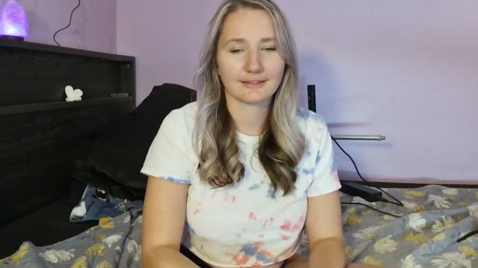 Gallery image thumbnail from EmmaHaze's myfreecams stream on, 01/23/2025, 06:53 image 3 of 20