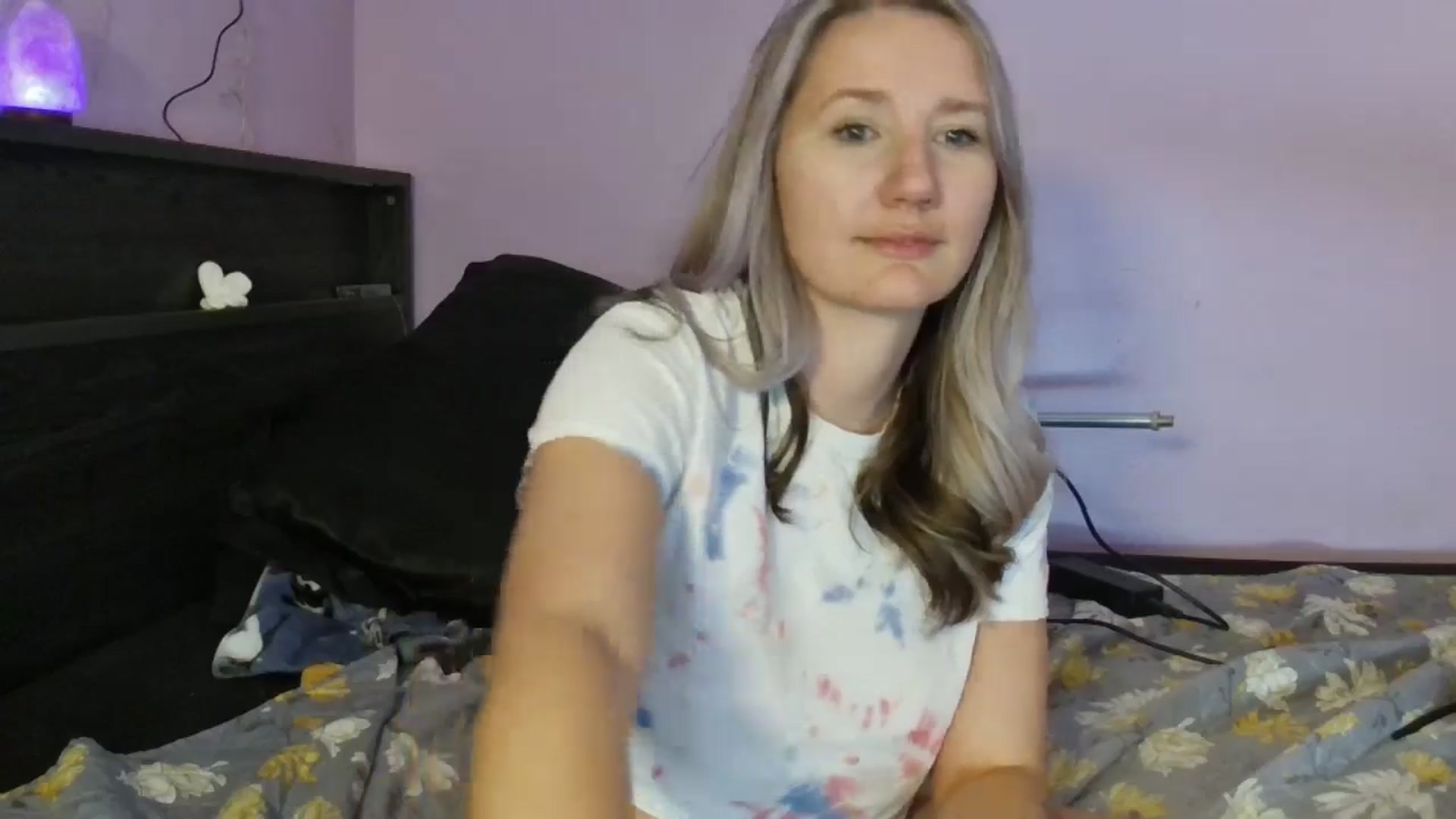 Gallery image thumbnail from EmmaHaze's myfreecams stream on, 01/23/2025, 06:53 image 2 of 20
