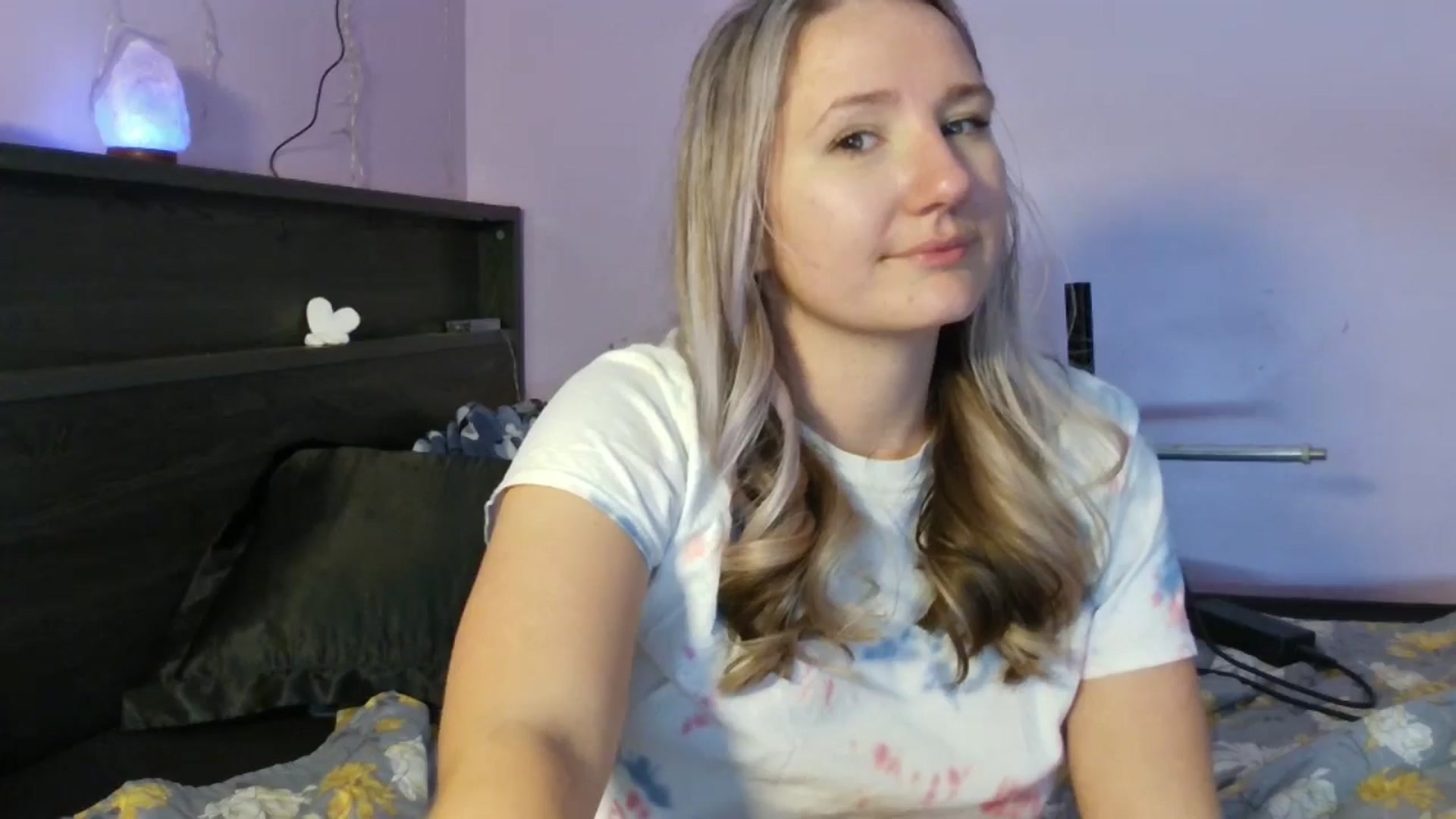 Gallery image thumbnail from EmmaHaze's myfreecams stream on, 01/23/2025, 08:07 image 14 of 20