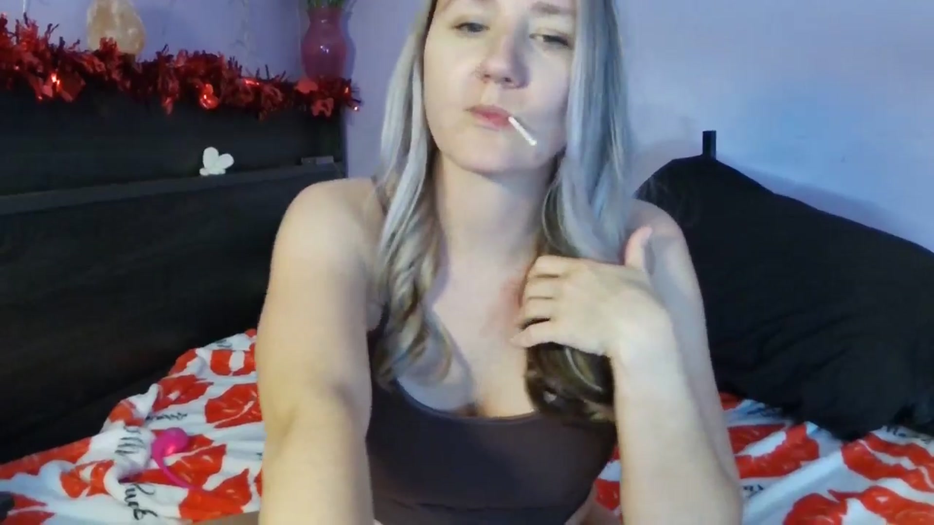 Gallery image thumbnail from EmmaHaze's myfreecams stream on, 01/28/2025, 06:07 image 6 of 20