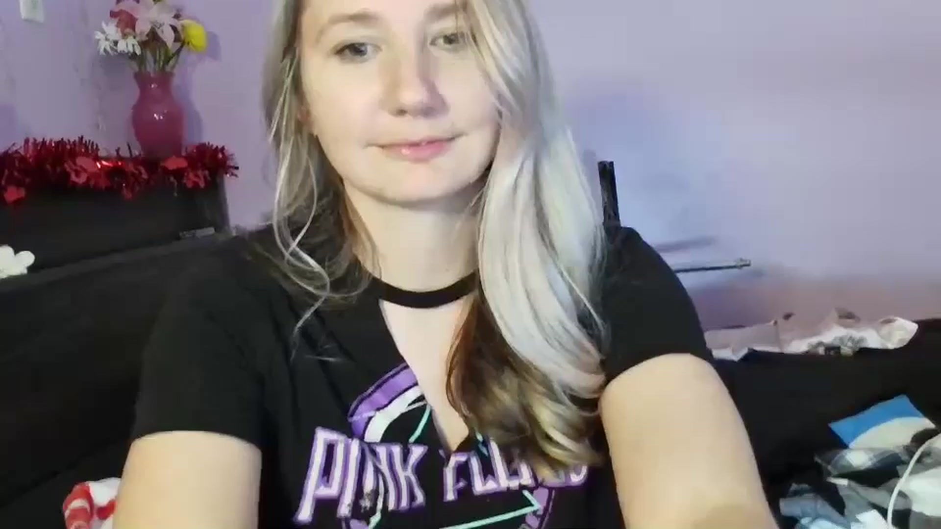 Gallery image thumbnail from EmmaHaze's myfreecams stream on, 02/07/2025, 07:43 image 11 of 20