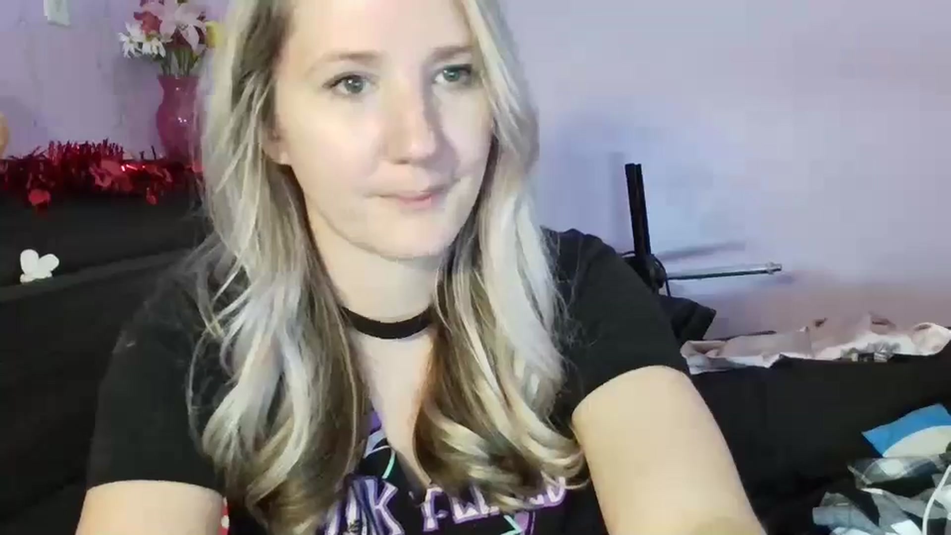 Gallery image thumbnail from EmmaHaze's myfreecams stream on, 02/07/2025, 07:43 image 3 of 20