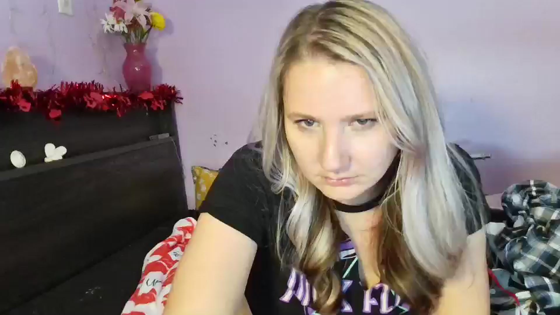 Gallery image thumbnail from EmmaHaze's myfreecams stream on, 02/07/2025, 08:09 image 1 of 20