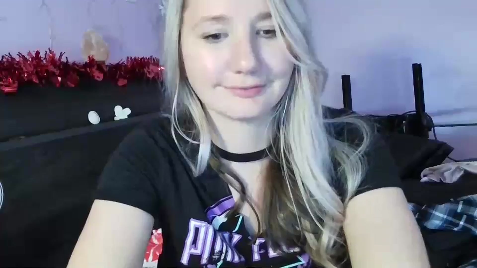 Gallery image thumbnail from EmmaHaze's myfreecams stream on, 02/07/2025, 10:15 image 10 of 20