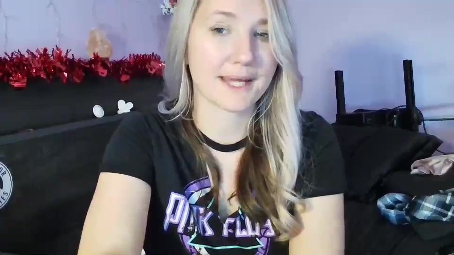 Gallery image thumbnail from EmmaHaze's myfreecams stream on, 02/07/2025, 10:15 image 13 of 20