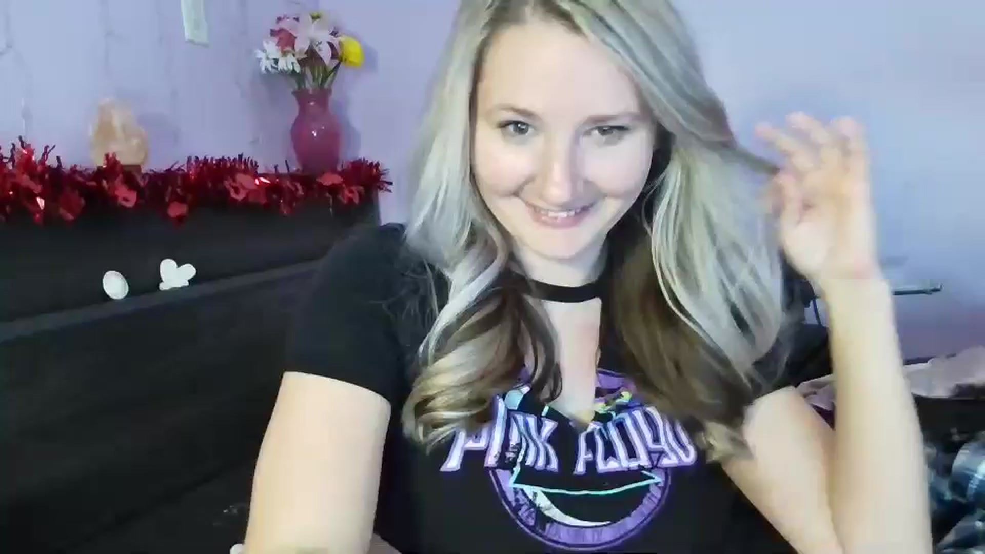 Gallery image thumbnail from EmmaHaze's myfreecams stream on, 02/07/2025, 10:15 image 2 of 20