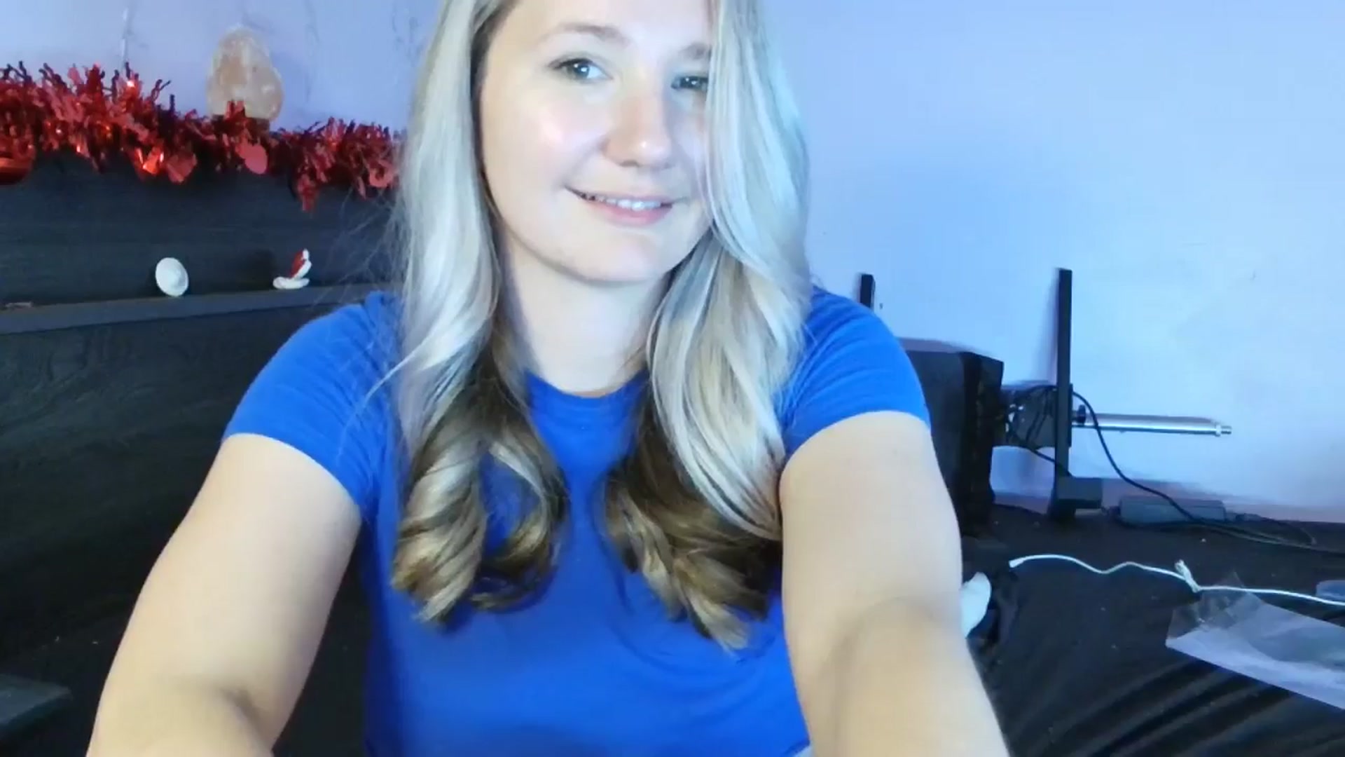 Gallery image thumbnail from EmmaHaze's myfreecams stream on, 02/09/2025, 08:19 image 20 of 20