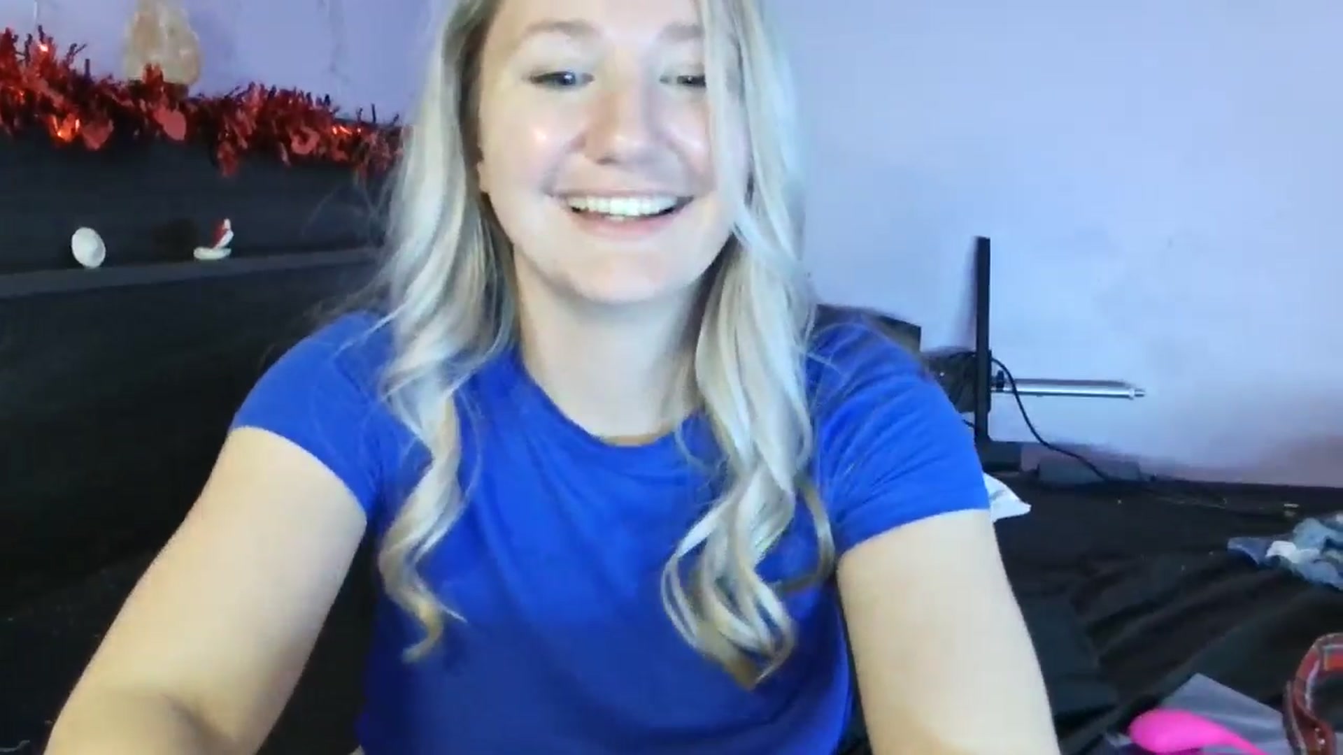 Gallery image thumbnail from EmmaHaze's myfreecams stream on, 02/09/2025, 08:19 image 5 of 20