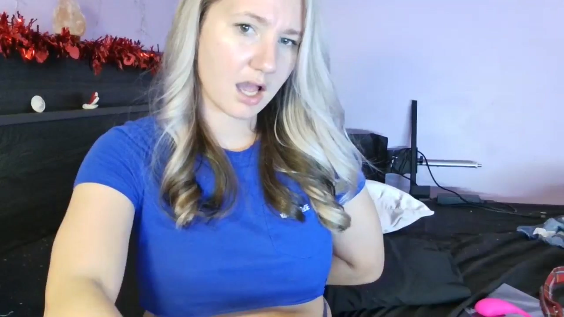 Gallery image thumbnail from EmmaHaze's myfreecams stream on, 02/09/2025, 08:19 image 9 of 20