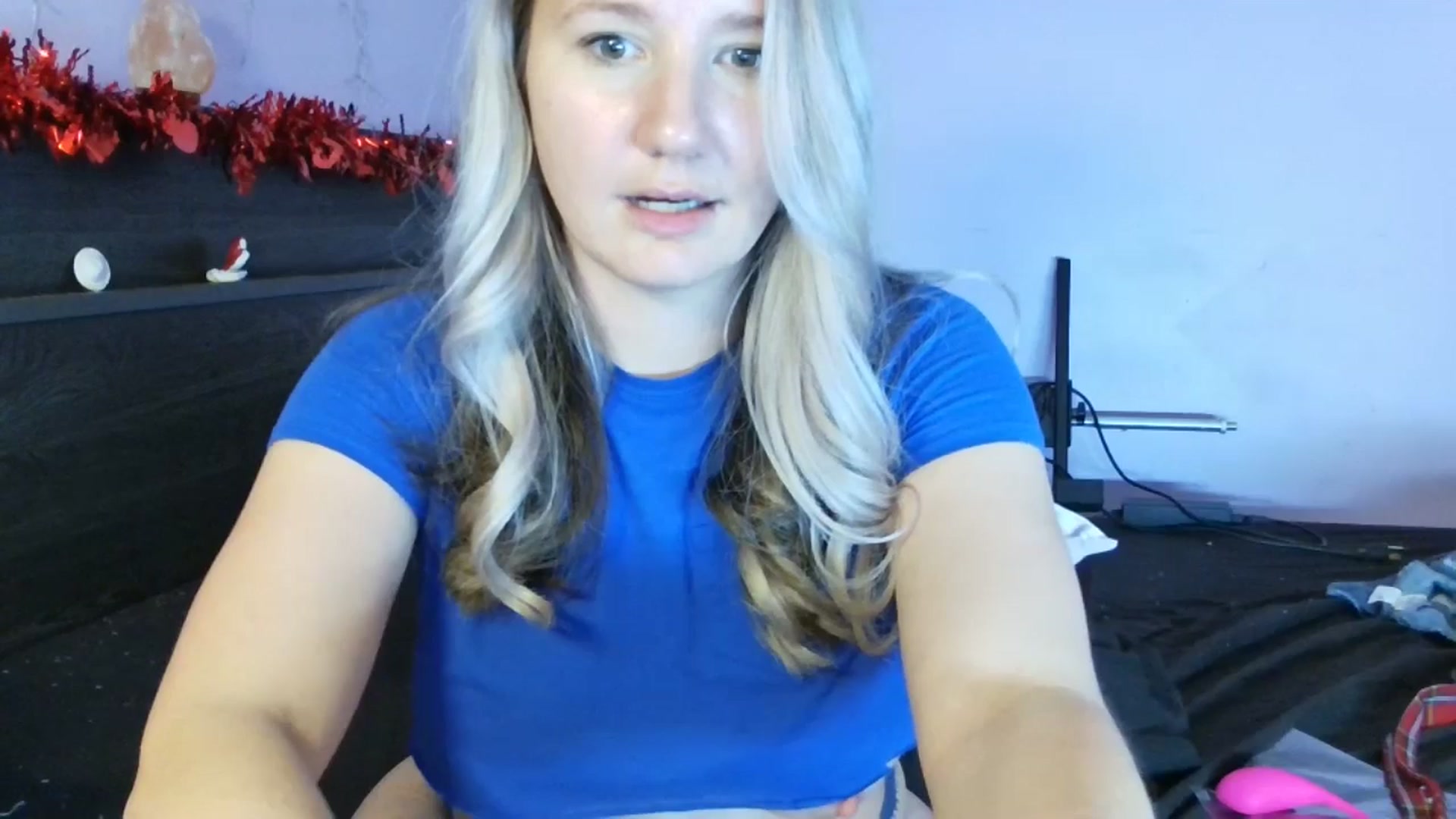 Gallery image thumbnail from EmmaHaze's myfreecams stream on, 02/09/2025, 08:19 image 12 of 20