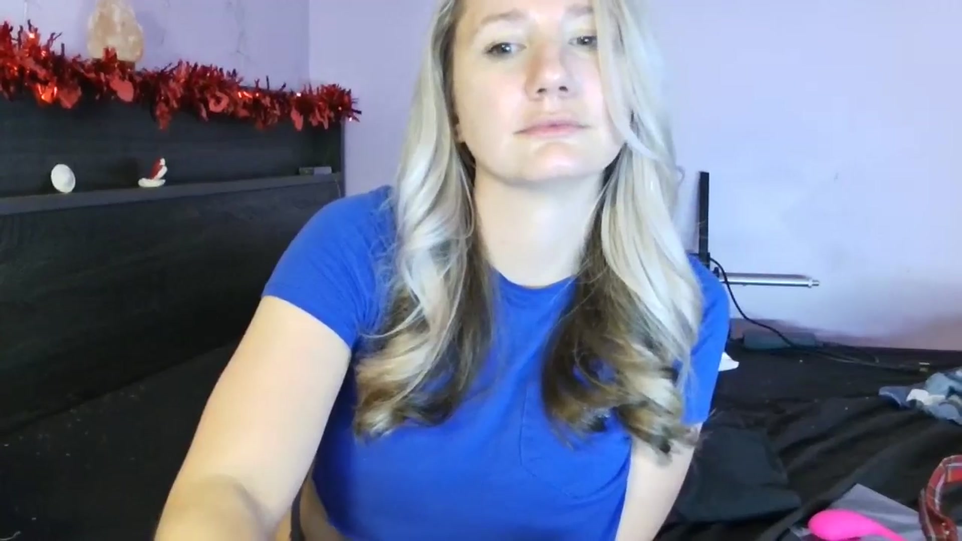 Gallery image thumbnail from EmmaHaze's myfreecams stream on, 02/09/2025, 08:19 image 7 of 20