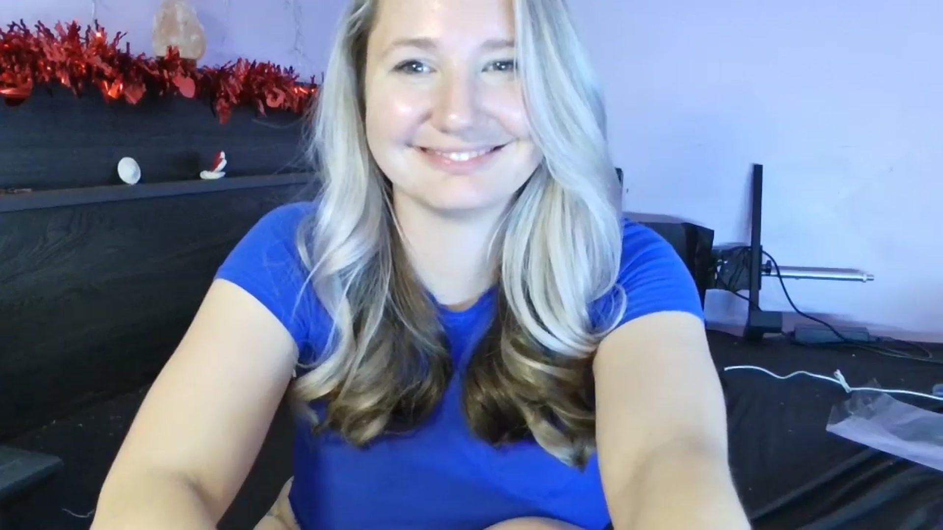 Gallery image thumbnail from EmmaHaze's myfreecams stream on, 02/09/2025, 08:34 image 18 of 20