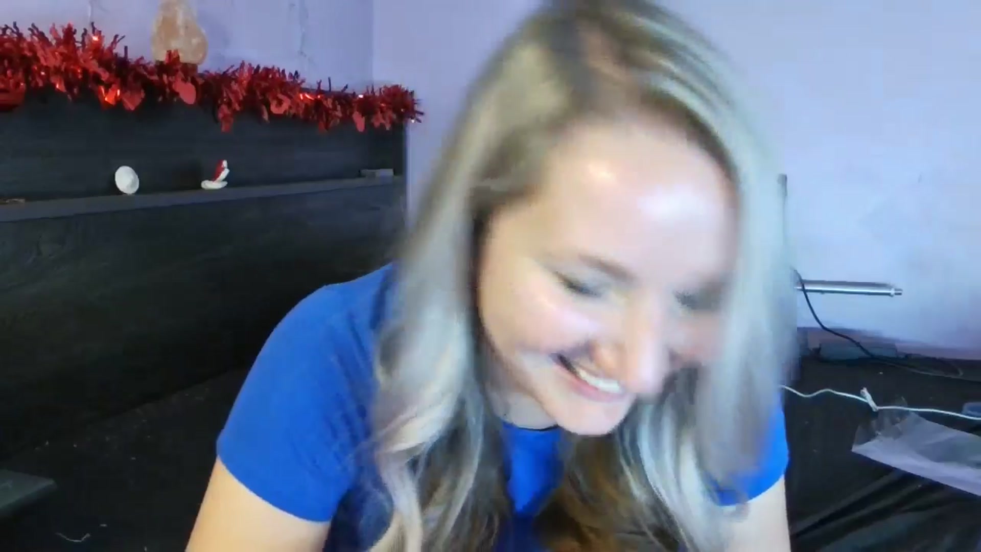 Gallery image thumbnail from EmmaHaze's myfreecams stream on, 02/09/2025, 08:34 image 10 of 20