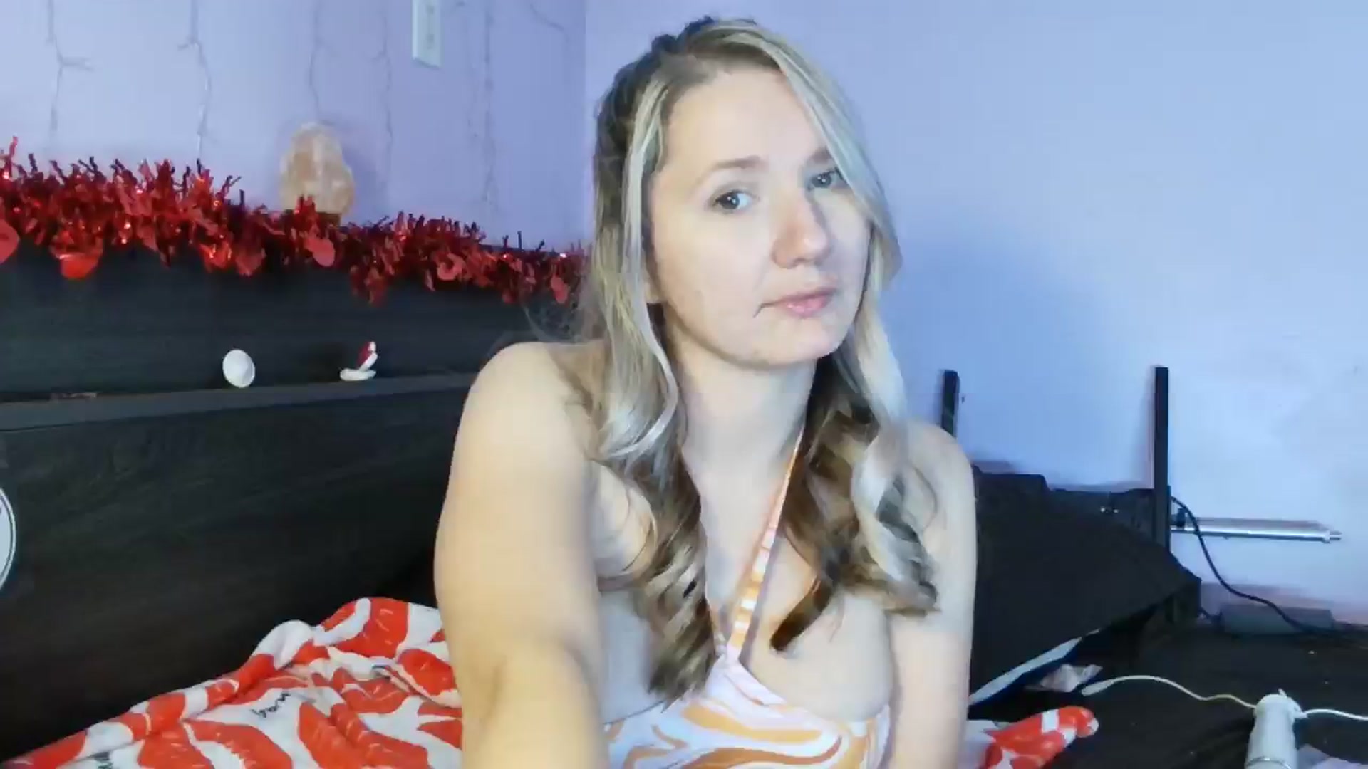 Gallery image thumbnail from EmmaHaze's myfreecams stream on, 02/11/2025, 03:07 image 8 of 20