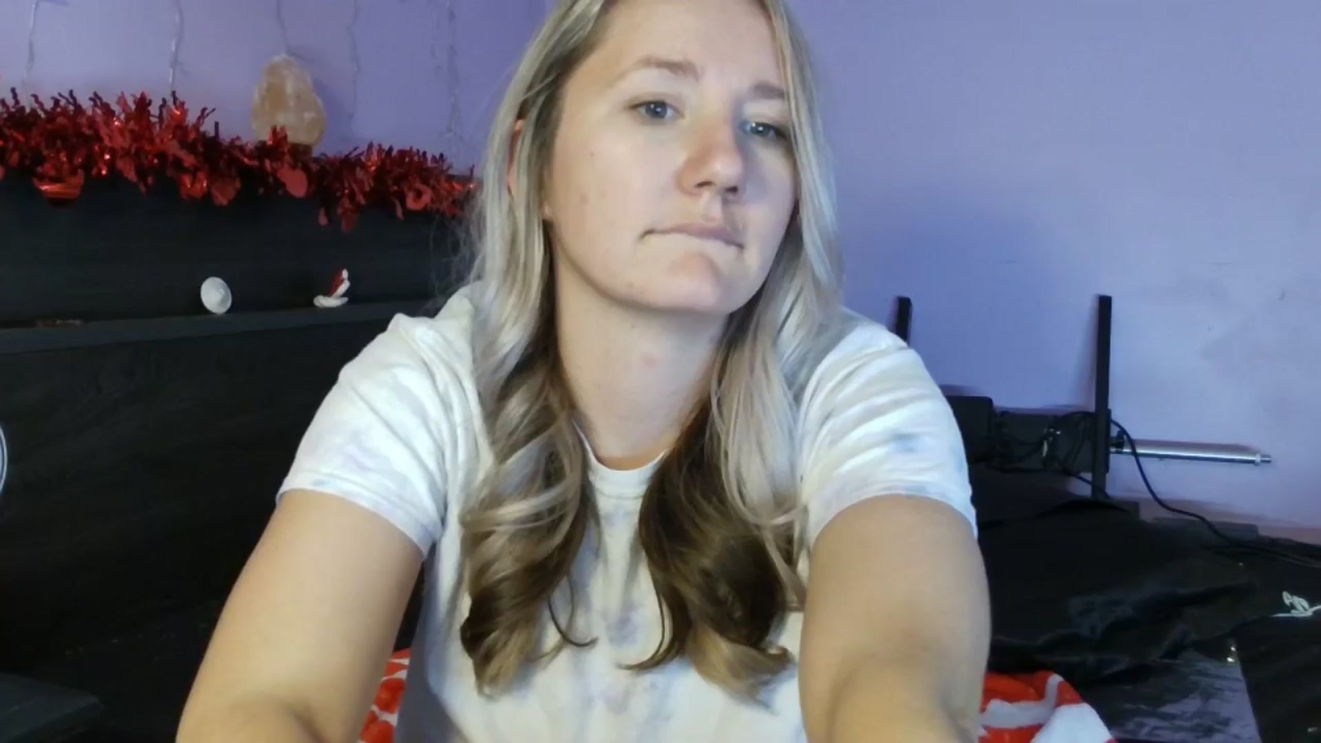 Gallery image thumbnail from EmmaHaze's myfreecams stream on, 02/11/2025, 07:36 image 1 of 20