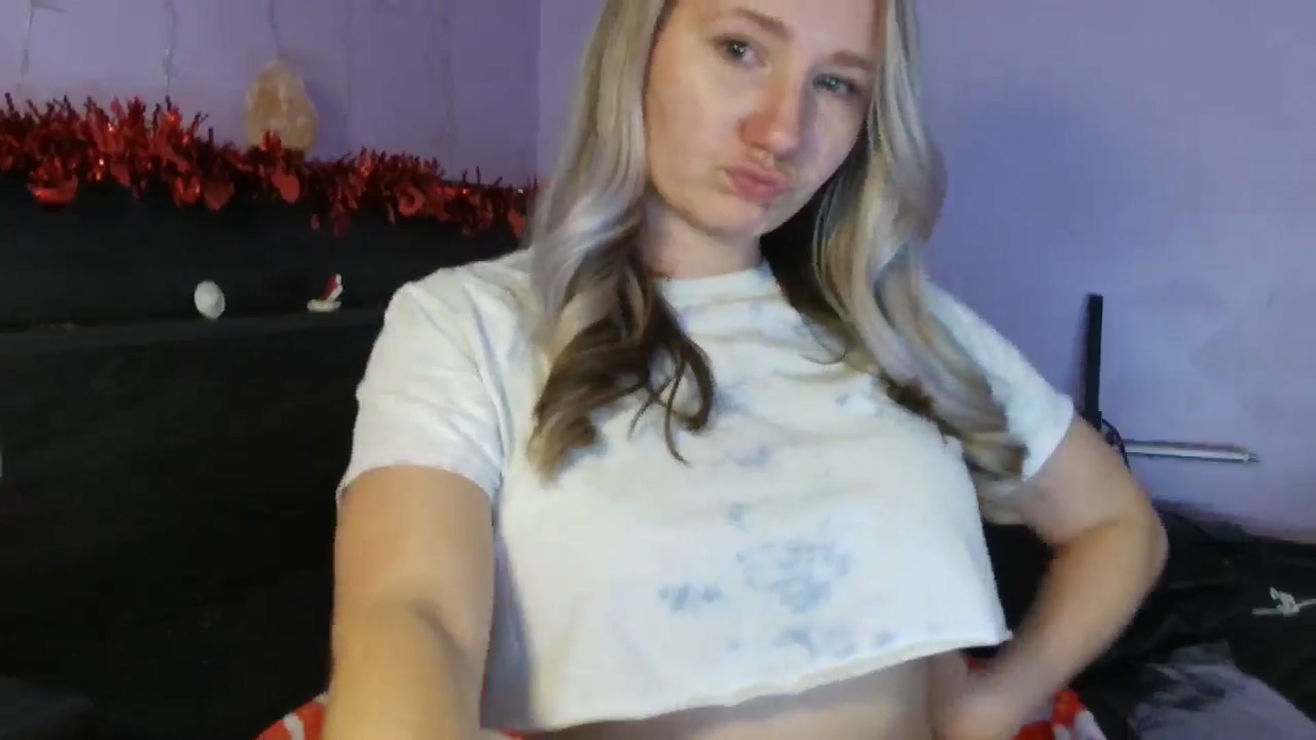 Gallery image thumbnail from EmmaHaze's myfreecams stream on, 02/11/2025, 07:36 image 18 of 20