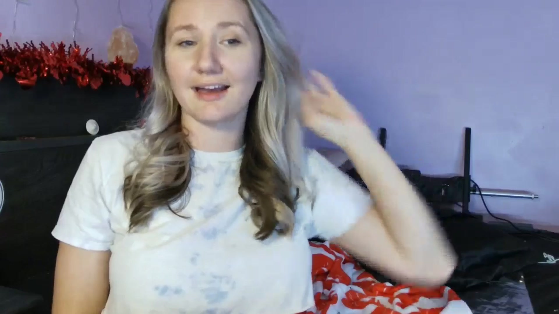 Gallery image thumbnail from EmmaHaze's myfreecams stream on, 02/11/2025, 07:36 image 3 of 20