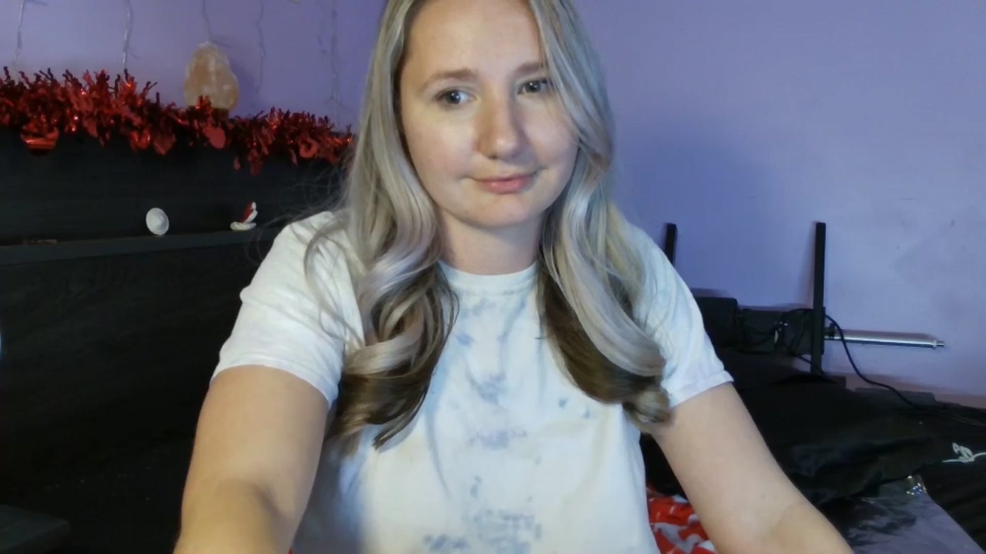 Gallery image thumbnail from EmmaHaze's myfreecams stream on, 02/11/2025, 07:36 image 17 of 20