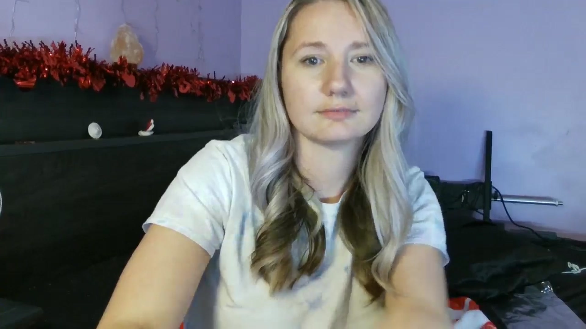 Gallery image thumbnail from EmmaHaze's myfreecams stream on, 02/11/2025, 07:36 image 11 of 20