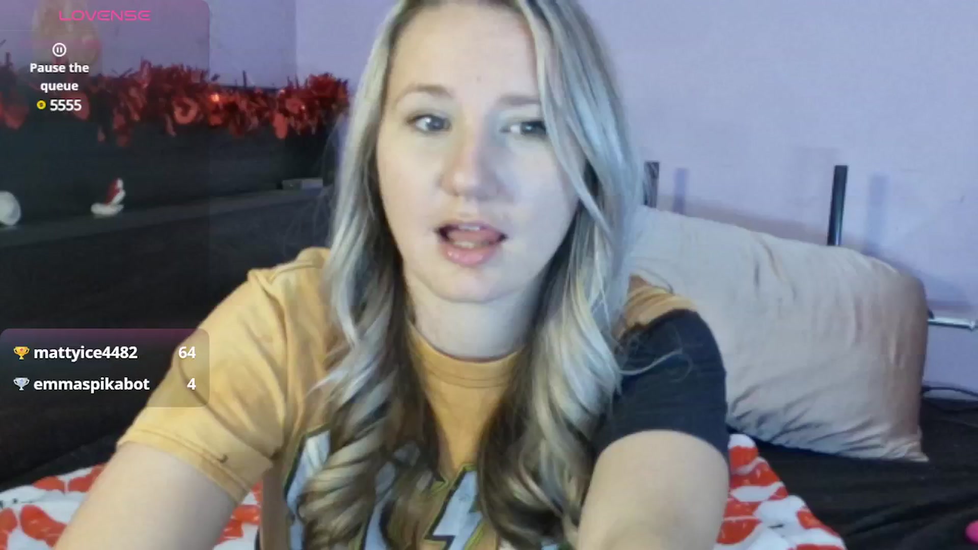 Gallery image thumbnail from EmmaHaze's myfreecams stream on, 02/13/2025, 04:07 image 18 of 20
