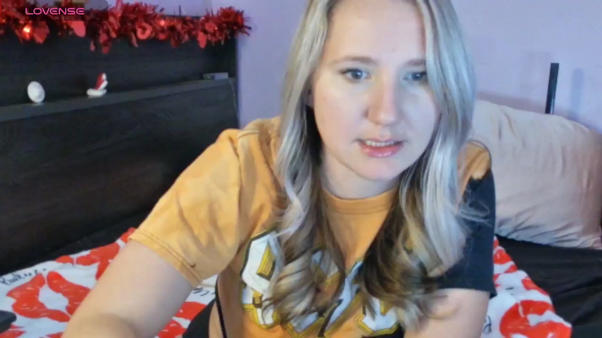 Gallery image thumbnail from EmmaHaze's myfreecams stream on, 02/13/2025, 04:07 image 10 of 20