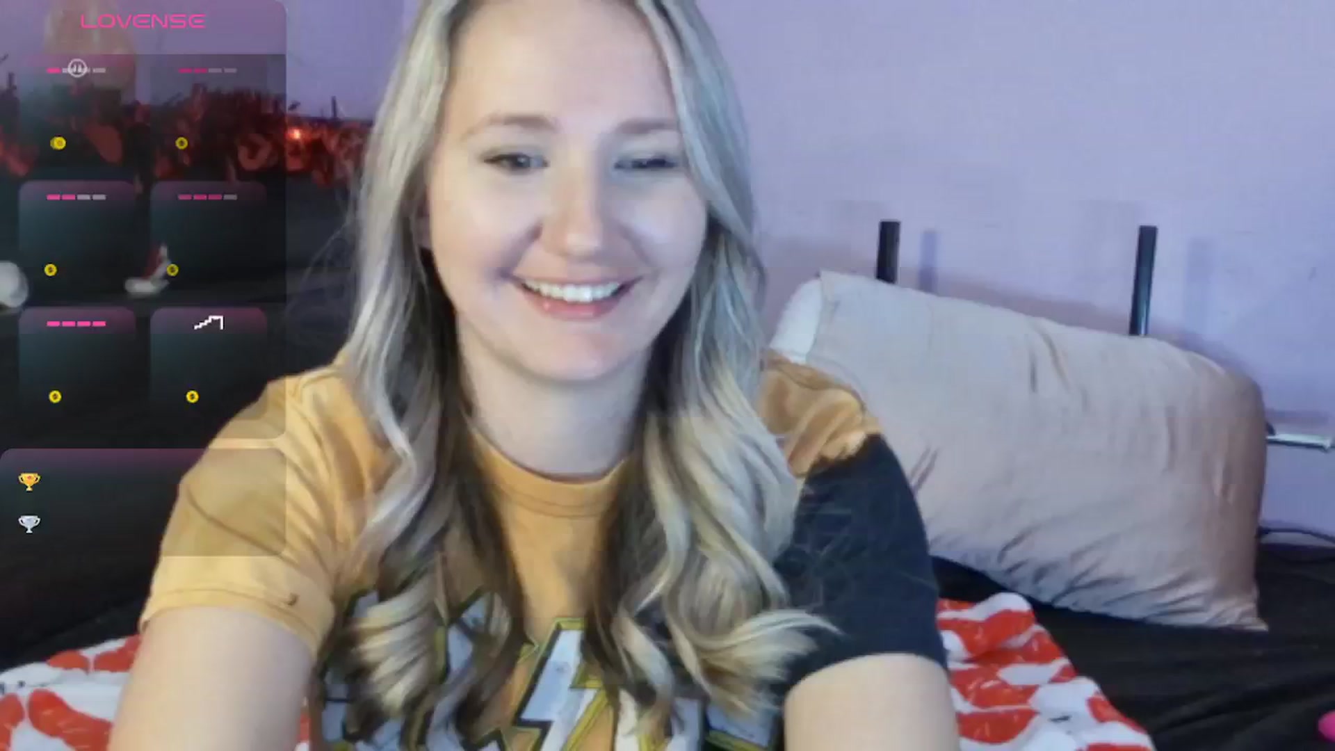 Gallery image thumbnail from EmmaHaze's myfreecams stream on, 02/13/2025, 04:07 image 15 of 20